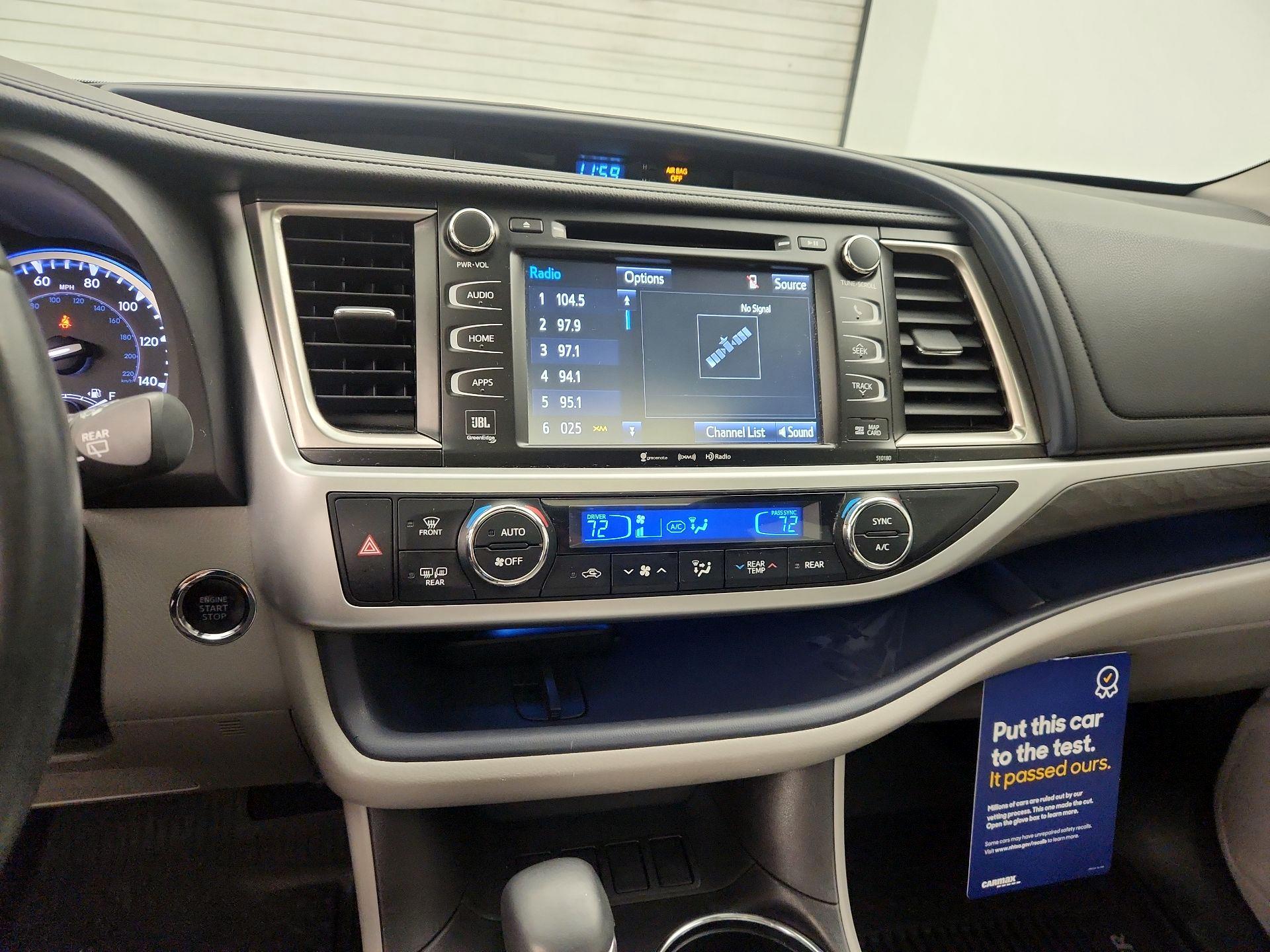 Thumbnail: 2018 Toyota Highlander - 17
