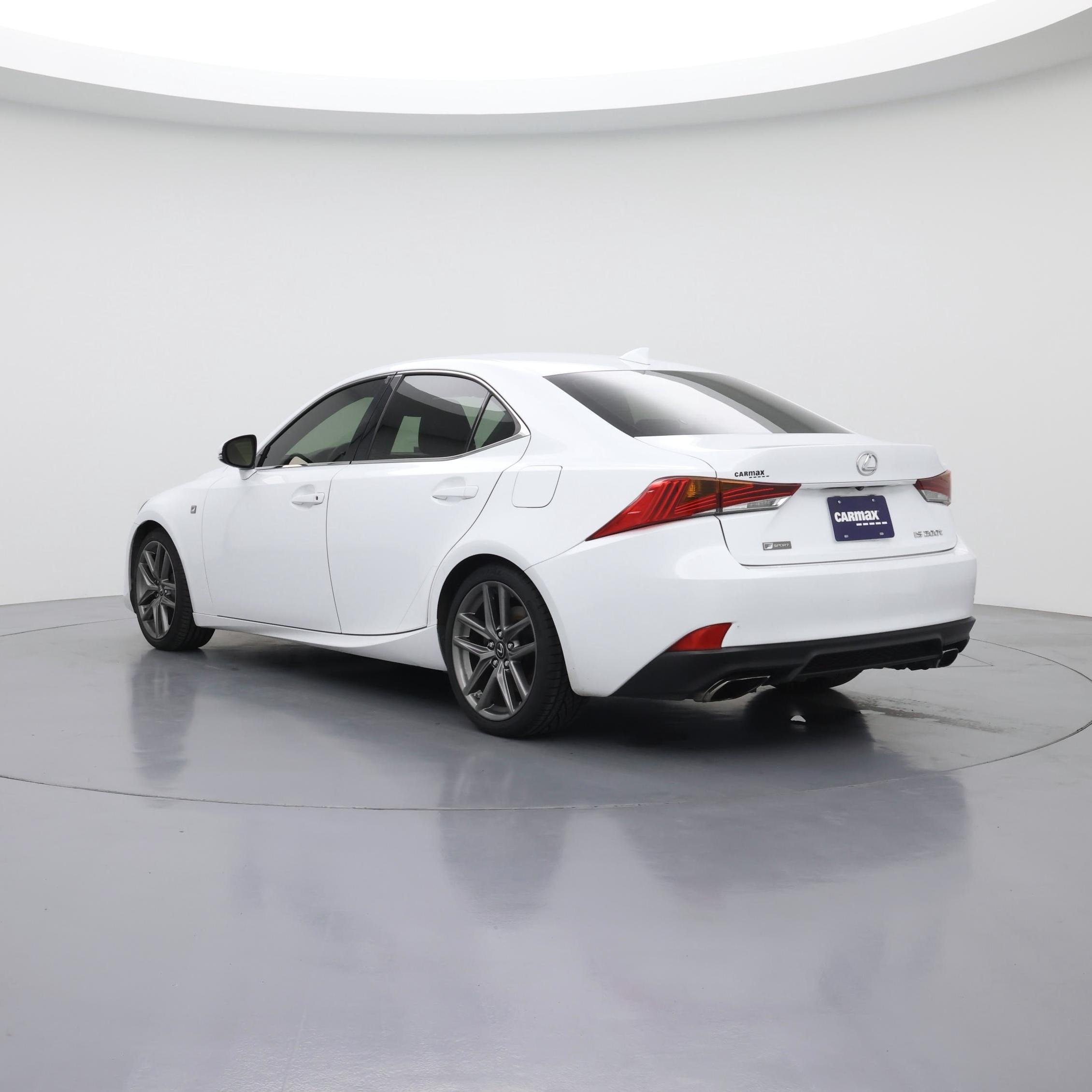 Thumbnail: 2017 Lexus IS - 2