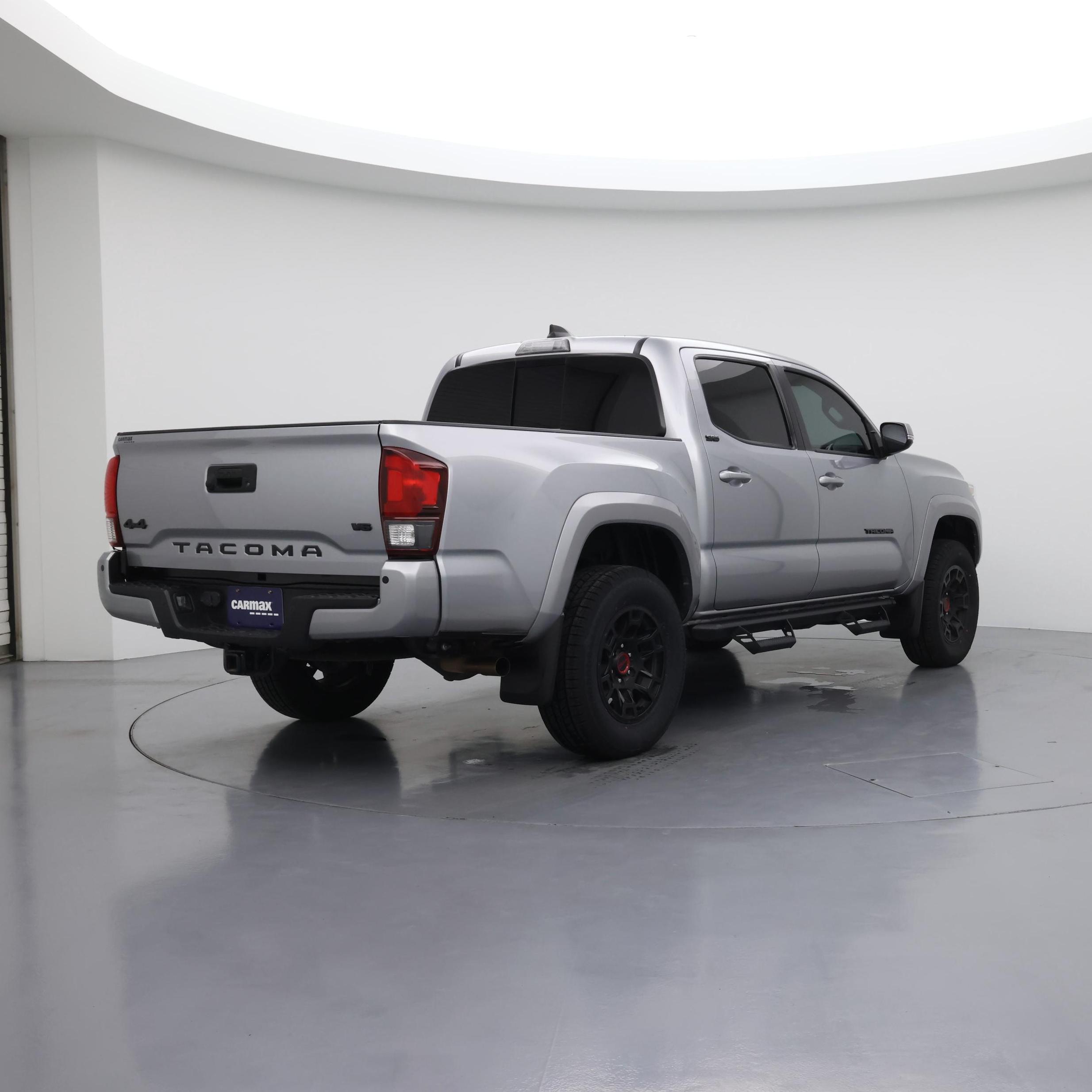 Thumbnail: 2021 Toyota Tacoma - 8