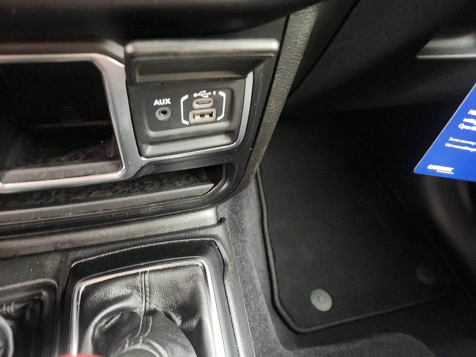 Thumbnail: 2021 Jeep Wrangler - 17