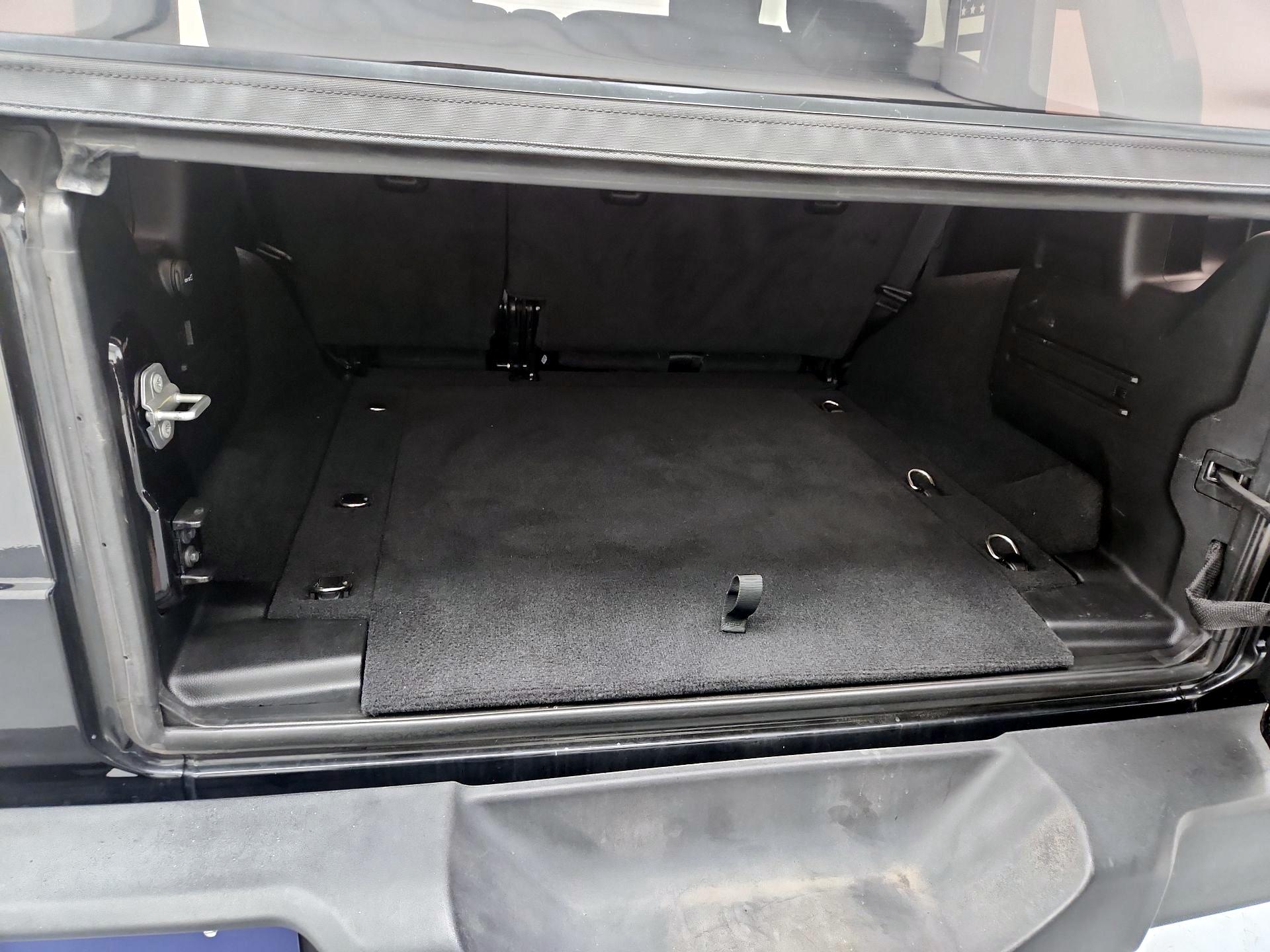 Thumbnail: 2021 Jeep Wrangler - 19