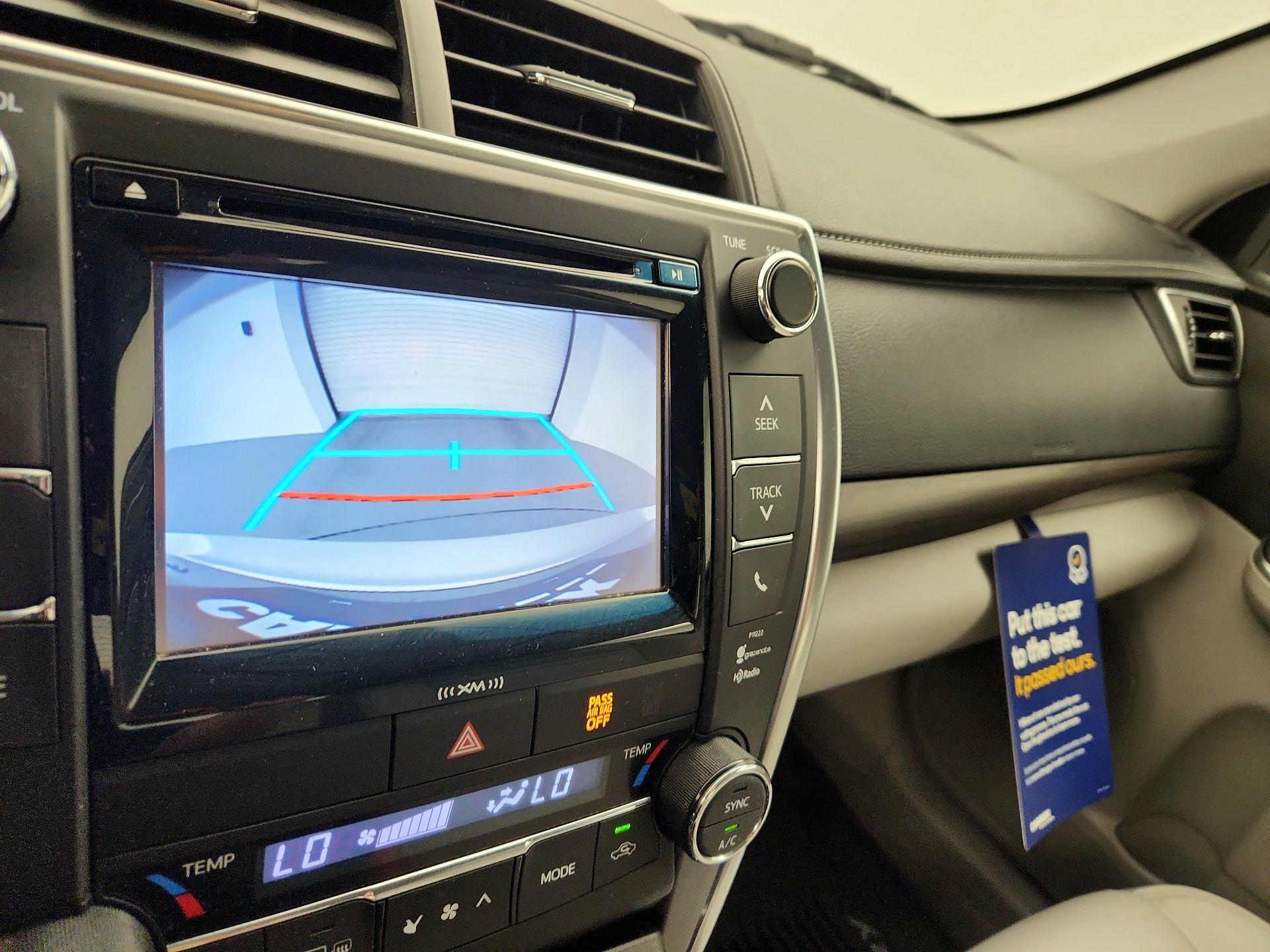Thumbnail: 2016 Toyota Camry - 13