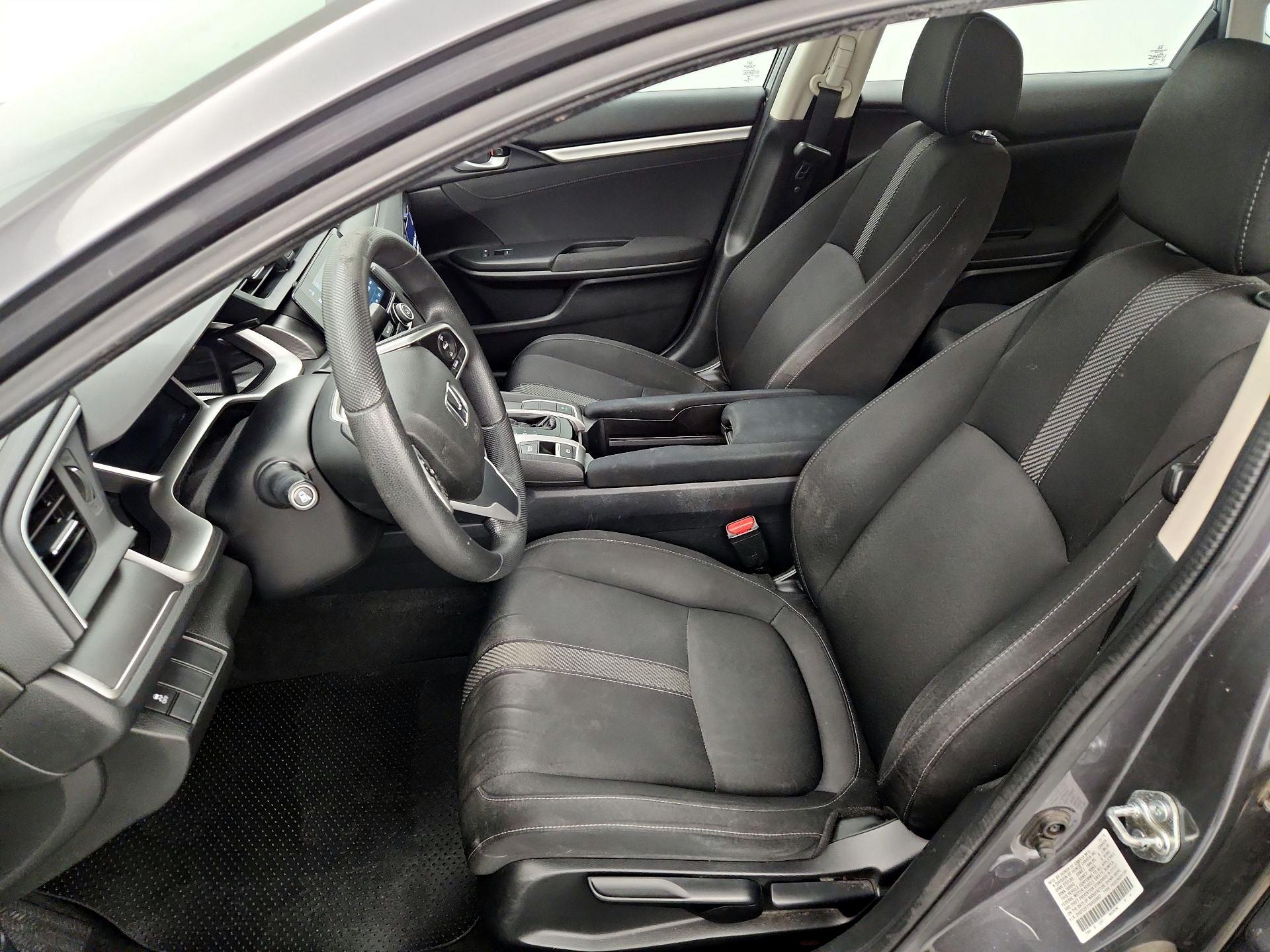 Thumbnail: 2016 Honda Civic - 11