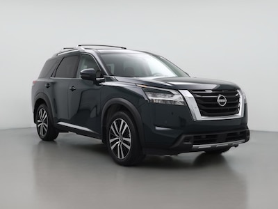 Green 2024 Nissan Pathfinder Platinum