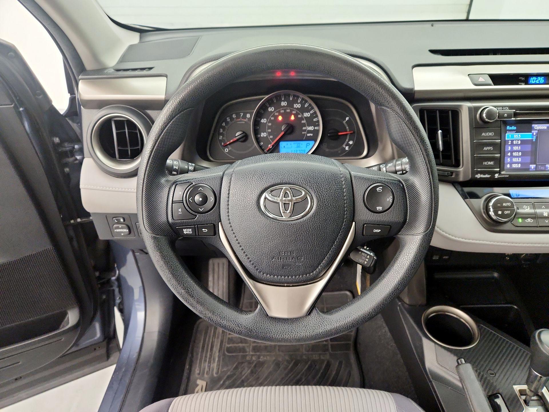 Thumbnail: 2014 Toyota RAV4 - 10