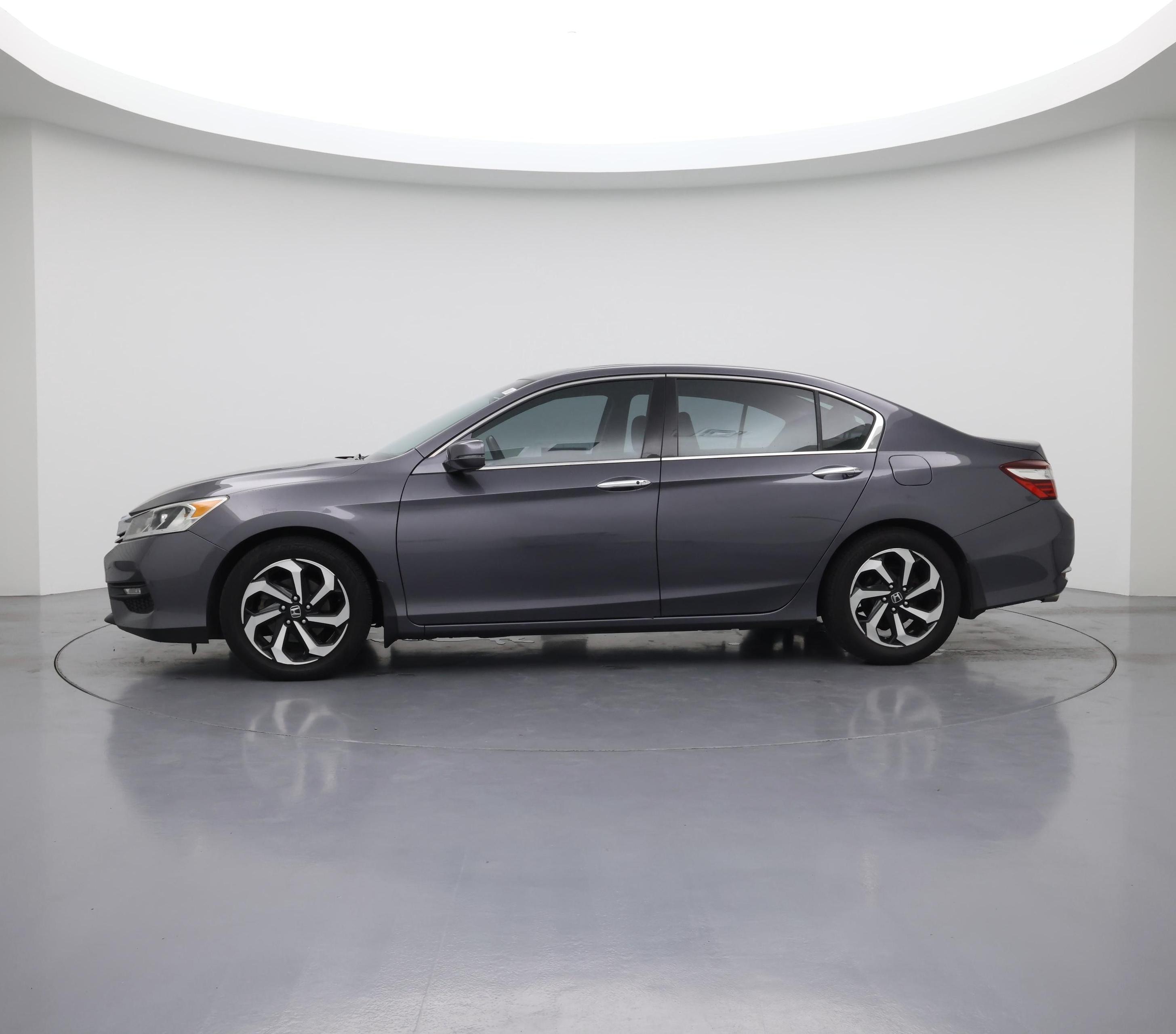 Thumbnail: 2017 Honda Accord - 3