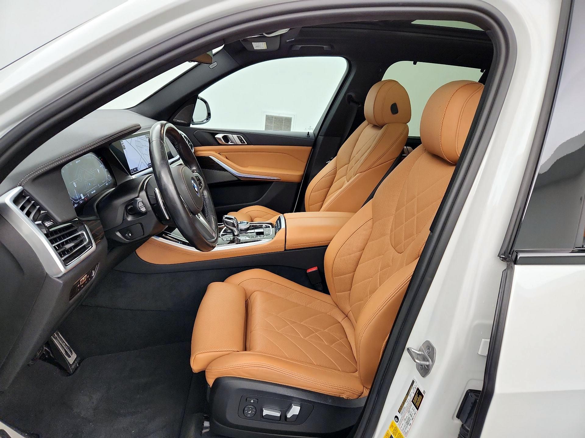 Thumbnail: 2023 BMW X5 - 11