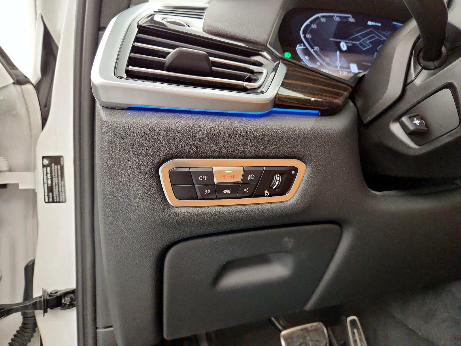 2023 BMW X5 45e - Photo 14