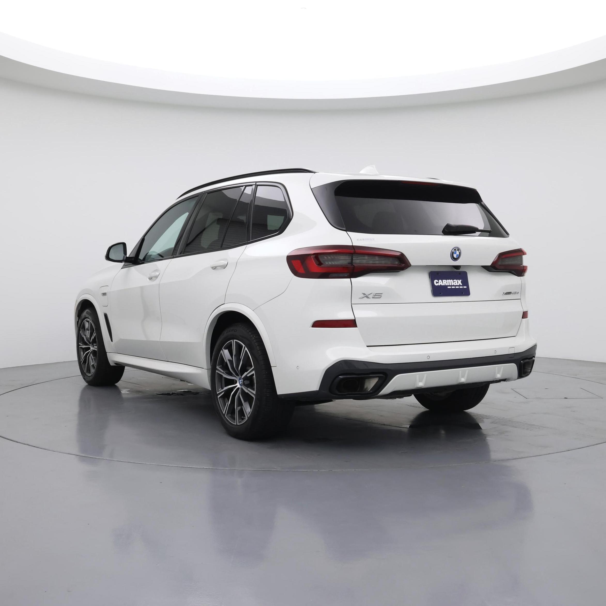 Thumbnail: 2023 BMW X5 - 2