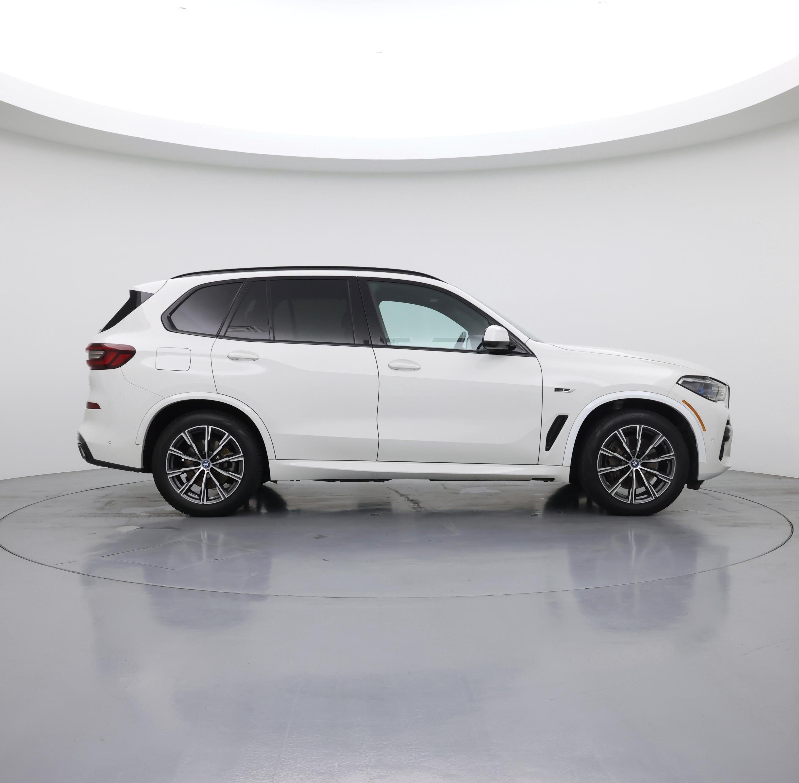 Thumbnail: 2023 BMW X5 - 7