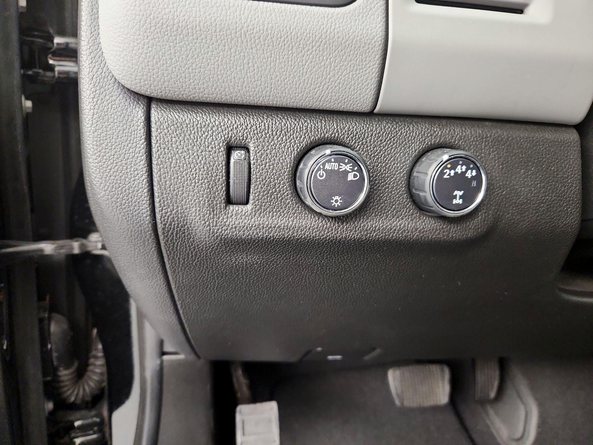 Thumbnail: 2019 Chevrolet Colorado - 13