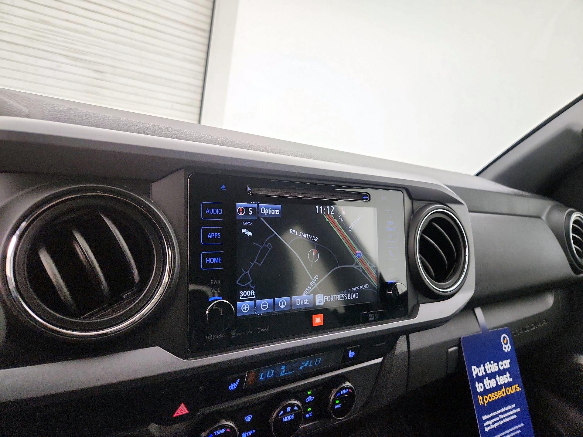 Thumbnail: 2018 Toyota Tacoma - 13