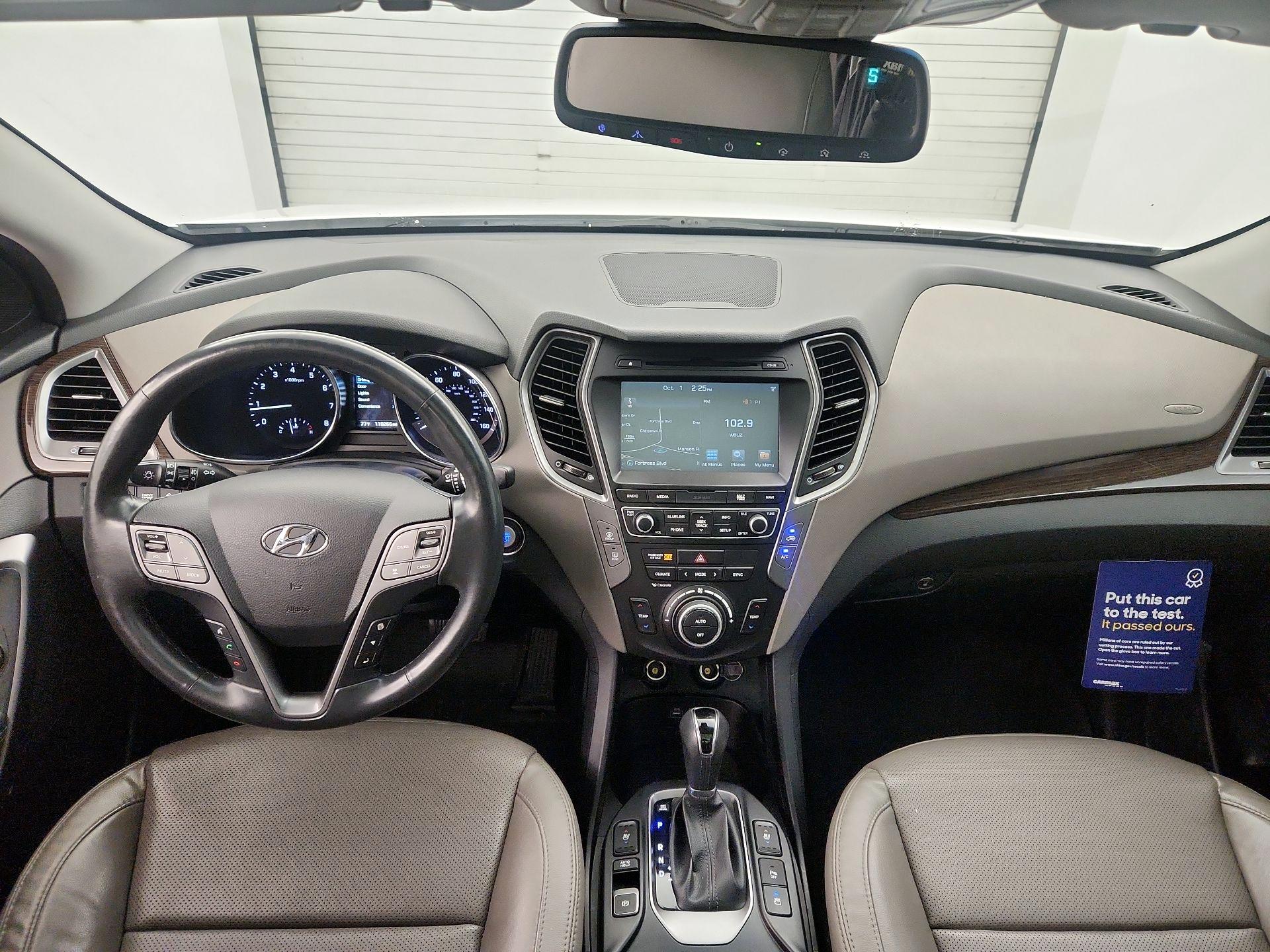 Thumbnail: 2017 Hyundai Santa Fe - 9