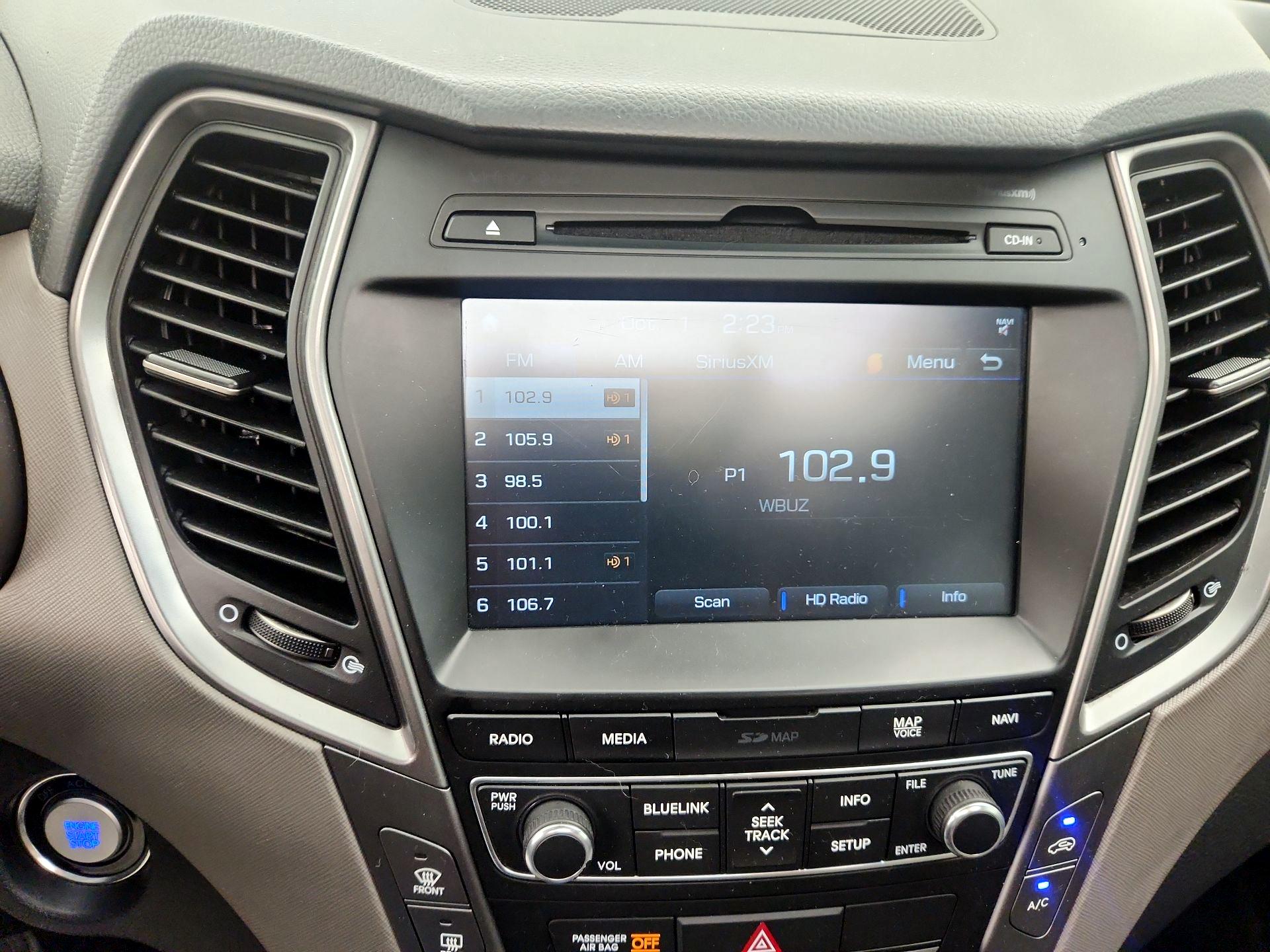 Thumbnail: 2017 Hyundai Santa Fe - 16