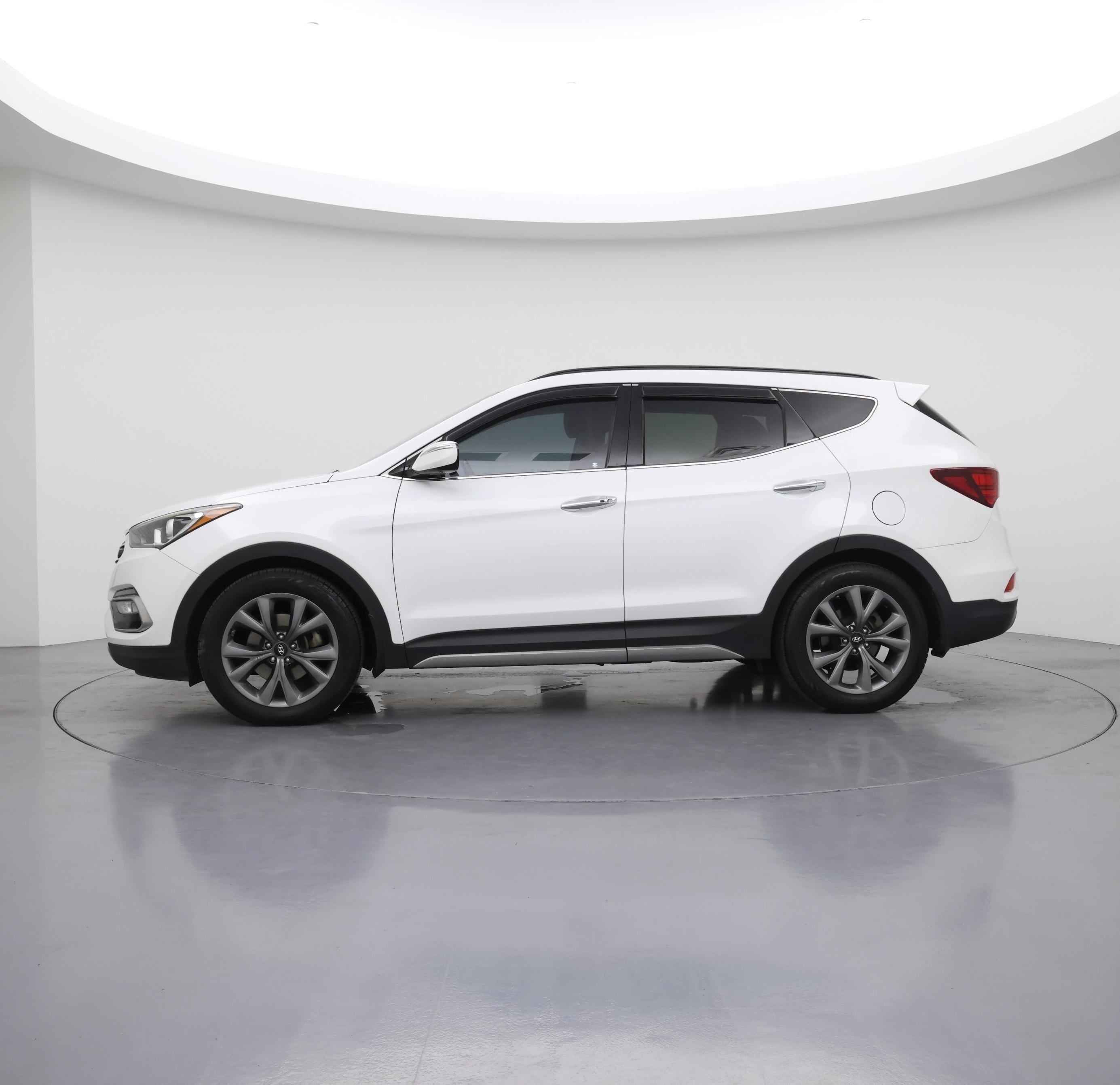 Thumbnail: 2017 Hyundai Santa Fe - 3