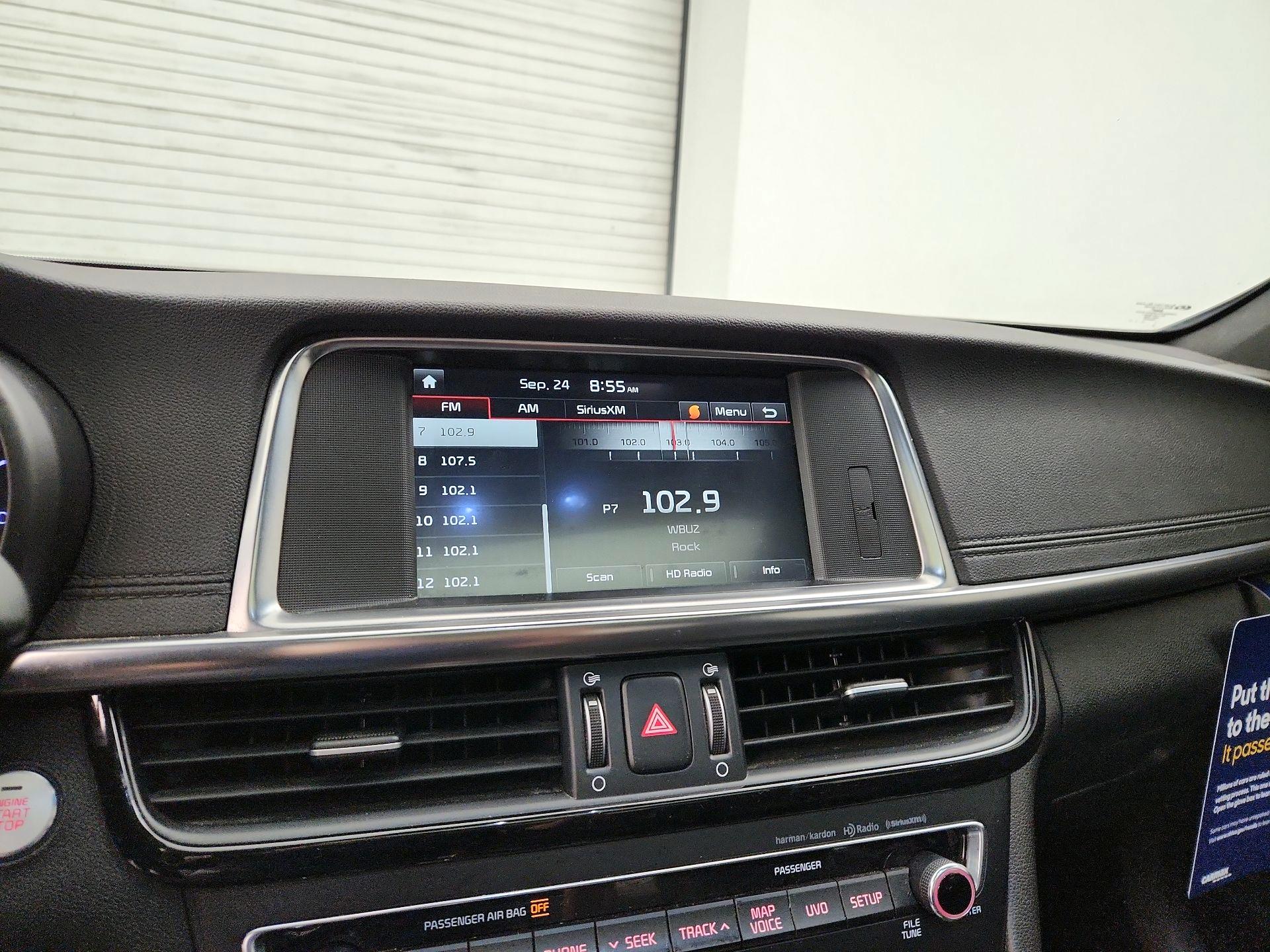 Thumbnail: 2017 Kia Optima - 15