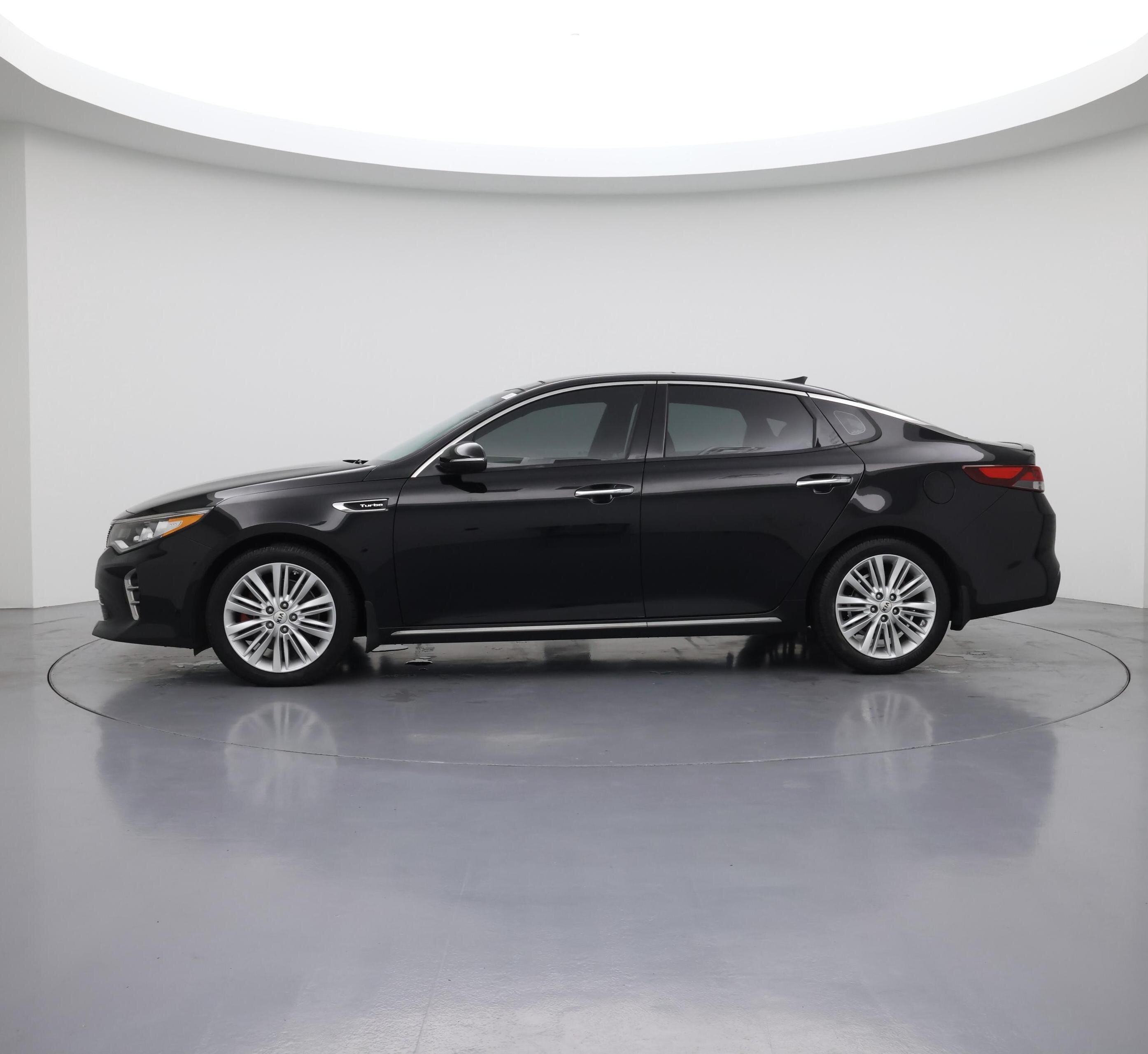Thumbnail: 2017 Kia Optima - 3