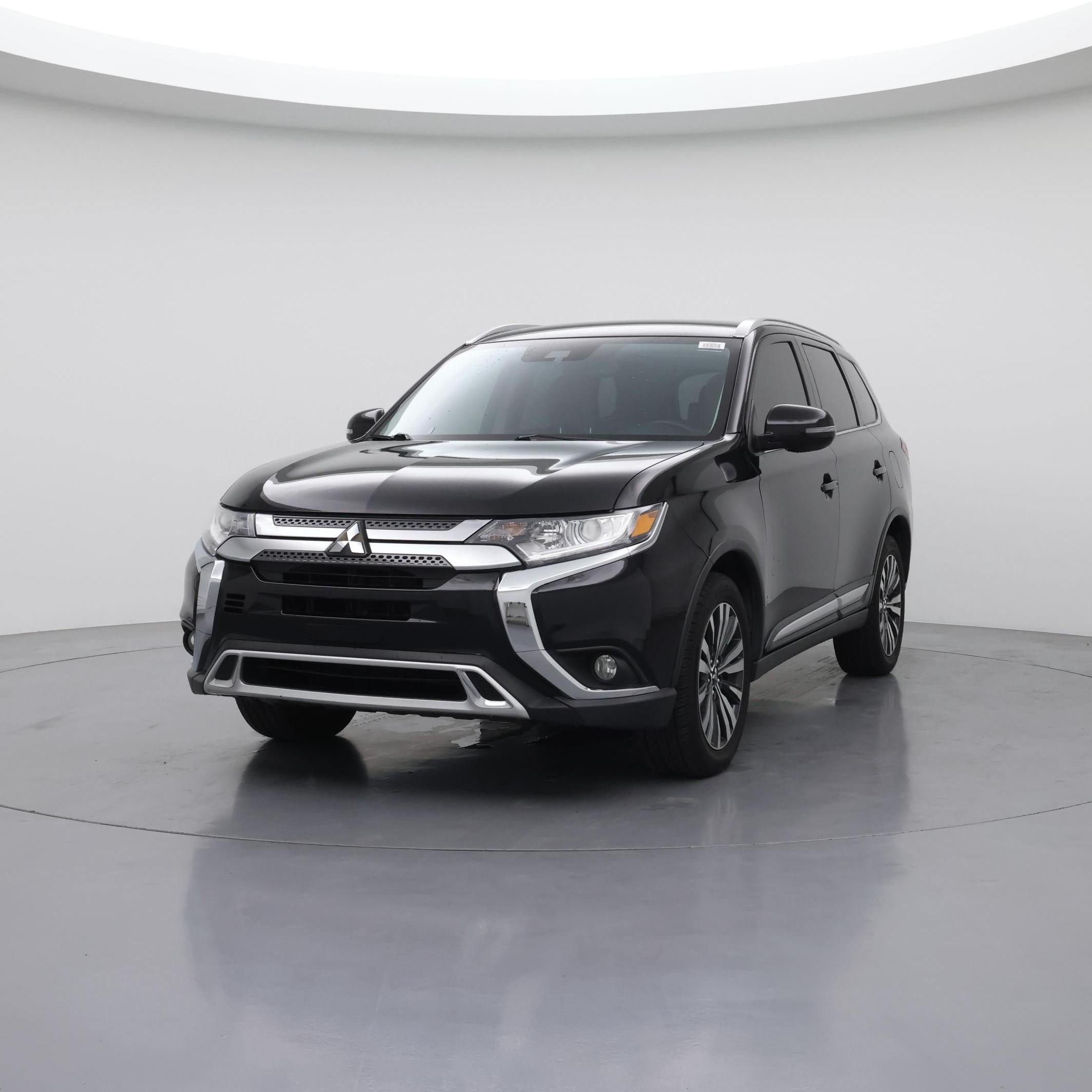 Thumbnail: 2020 Mitsubishi Outlander - 4