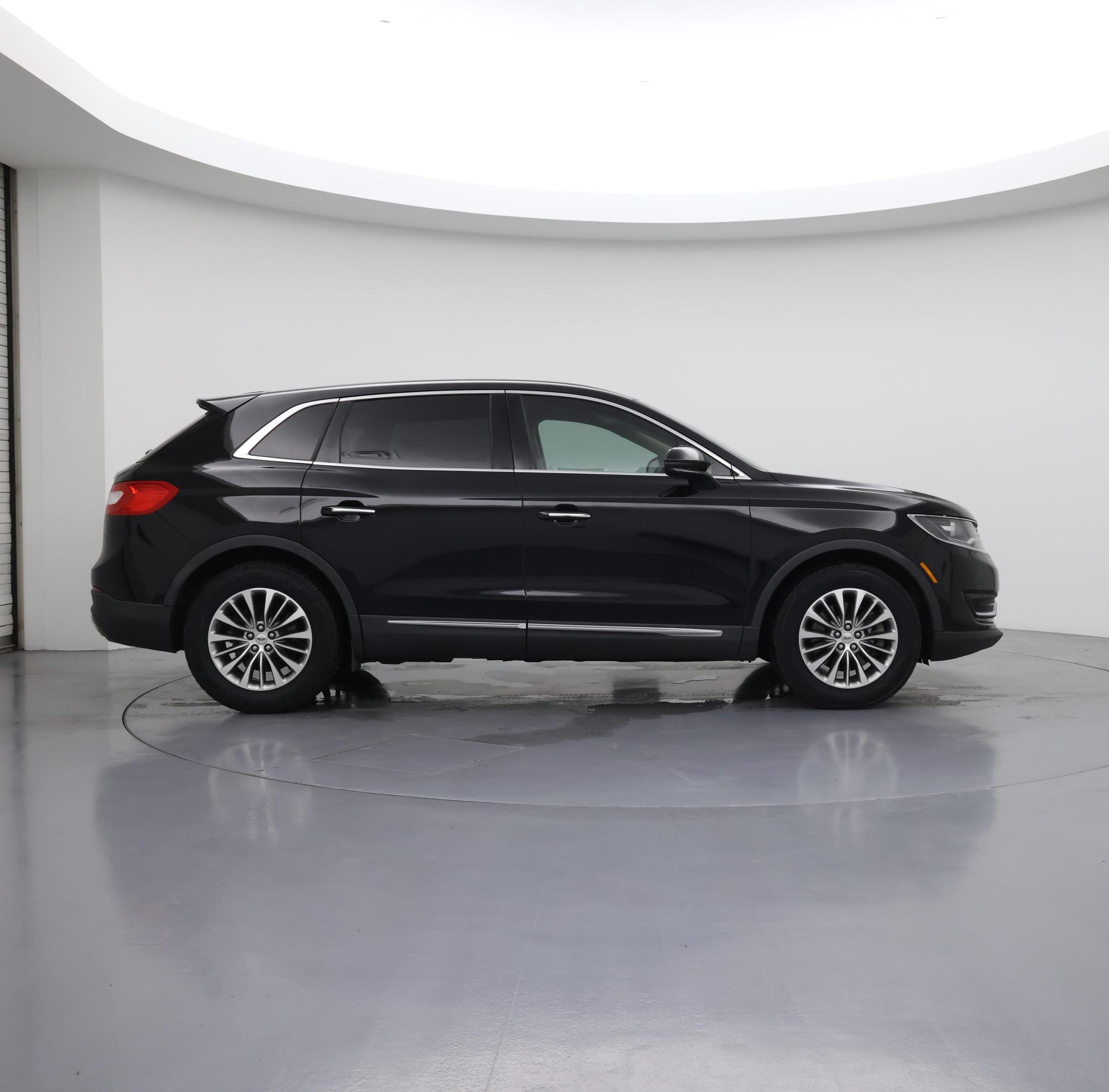 Thumbnail: 2017 Lincoln MKX - 7