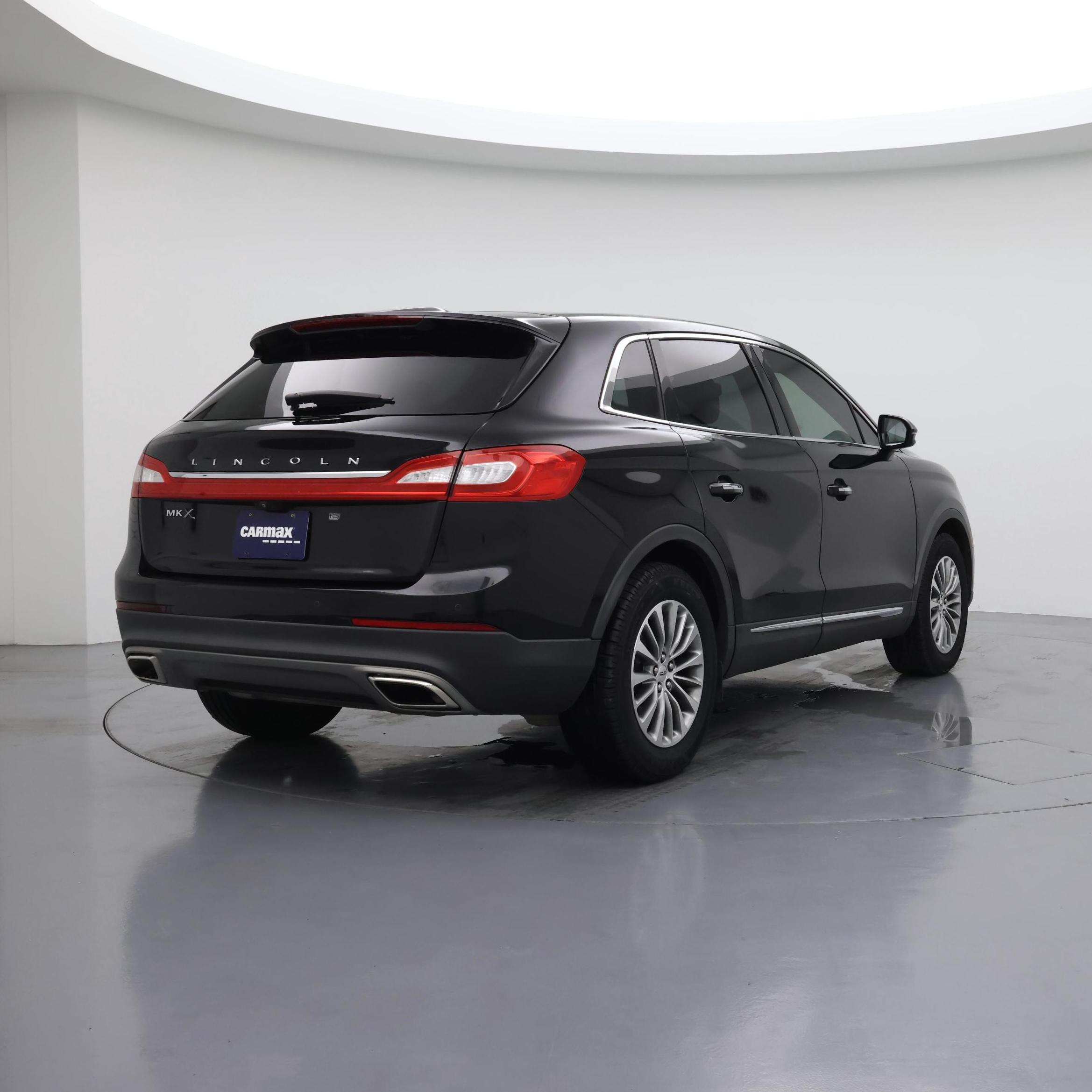Thumbnail: 2017 Lincoln MKX - 8