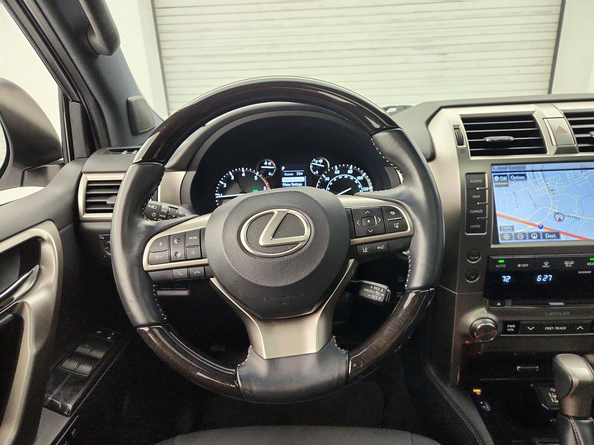 Thumbnail: 2021 Lexus GX - 10