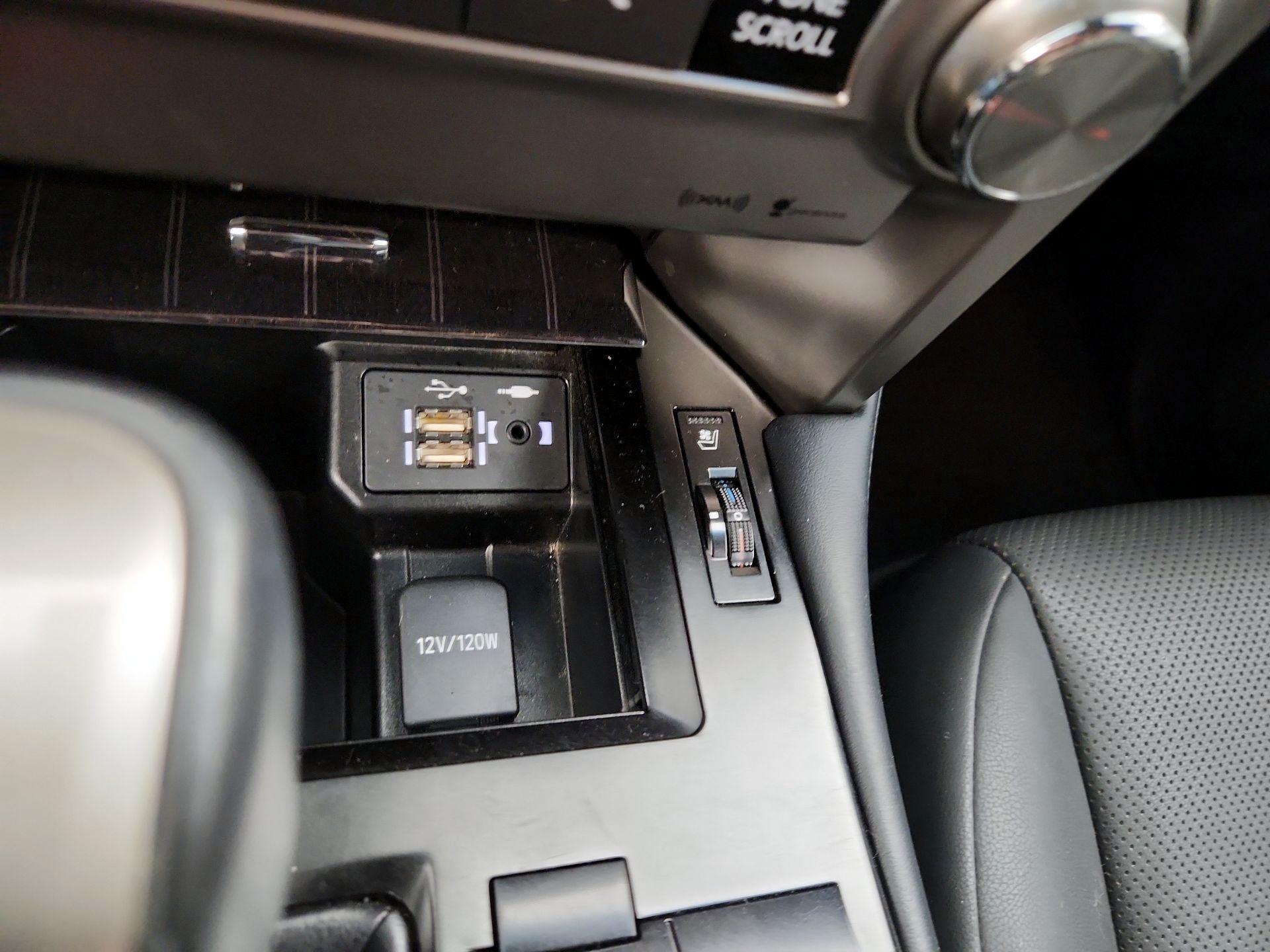 Thumbnail: 2021 Lexus GX - 19