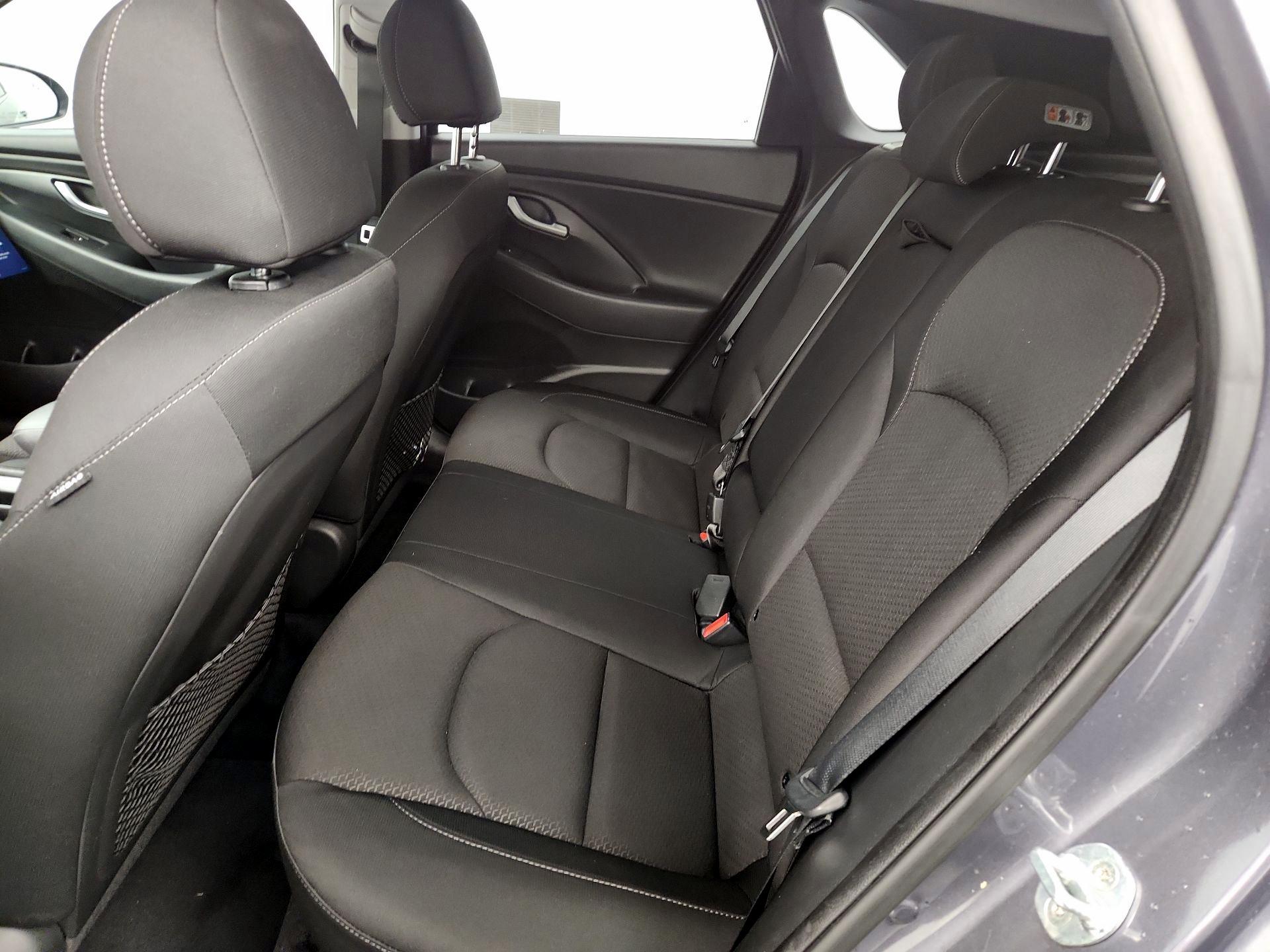 Thumbnail: 2018 Hyundai Elantra - 19