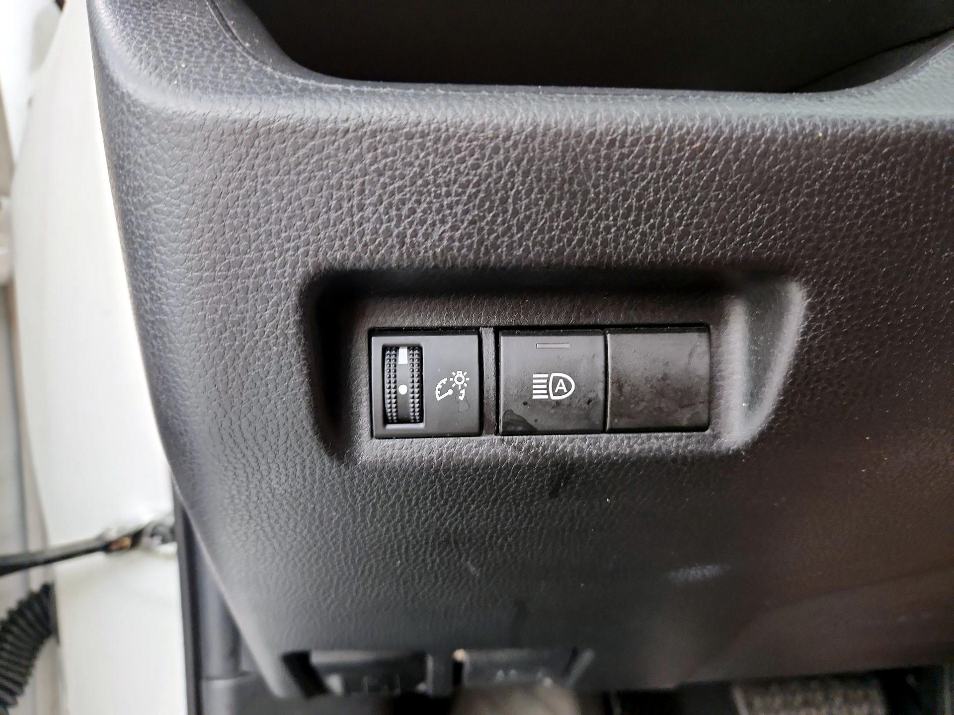 Thumbnail: 2021 Toyota RAV4 - 13