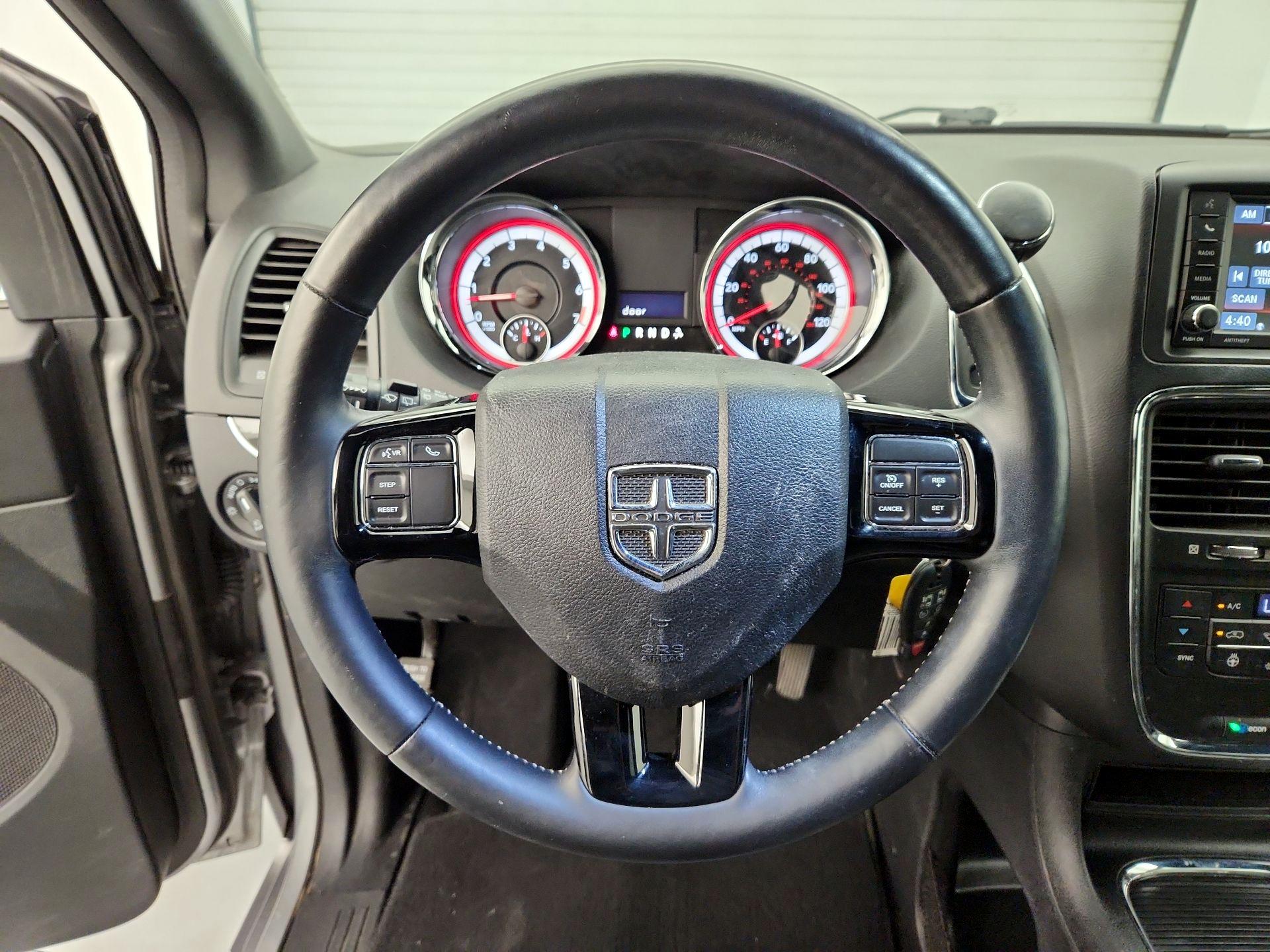 Thumbnail: 2019 Dodge Grand Caravan - 10