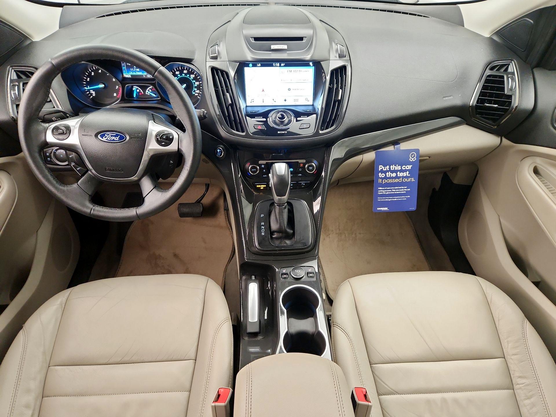 Thumbnail: 2016 Ford Escape - 9
