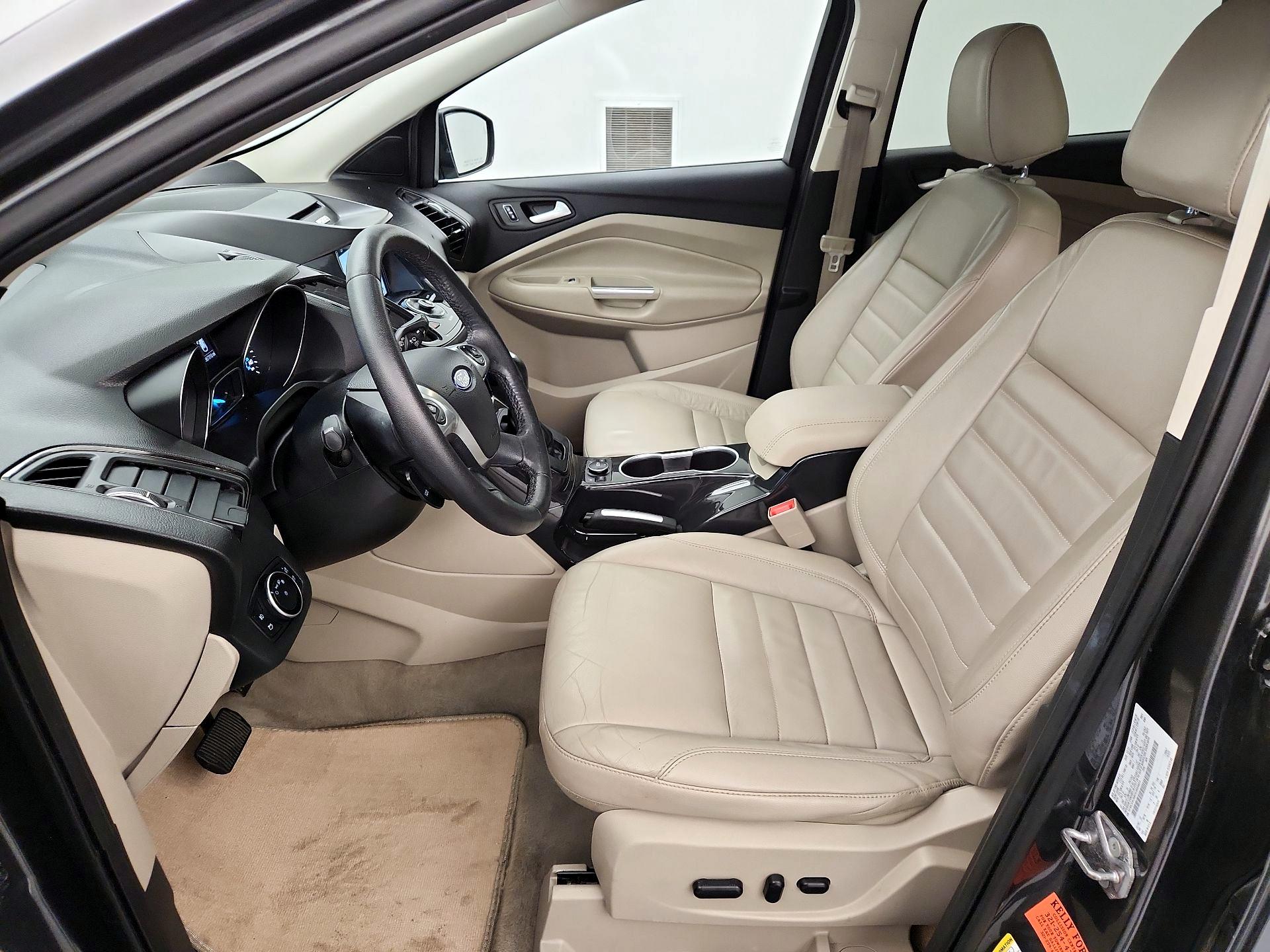 Thumbnail: 2016 Ford Escape - 11