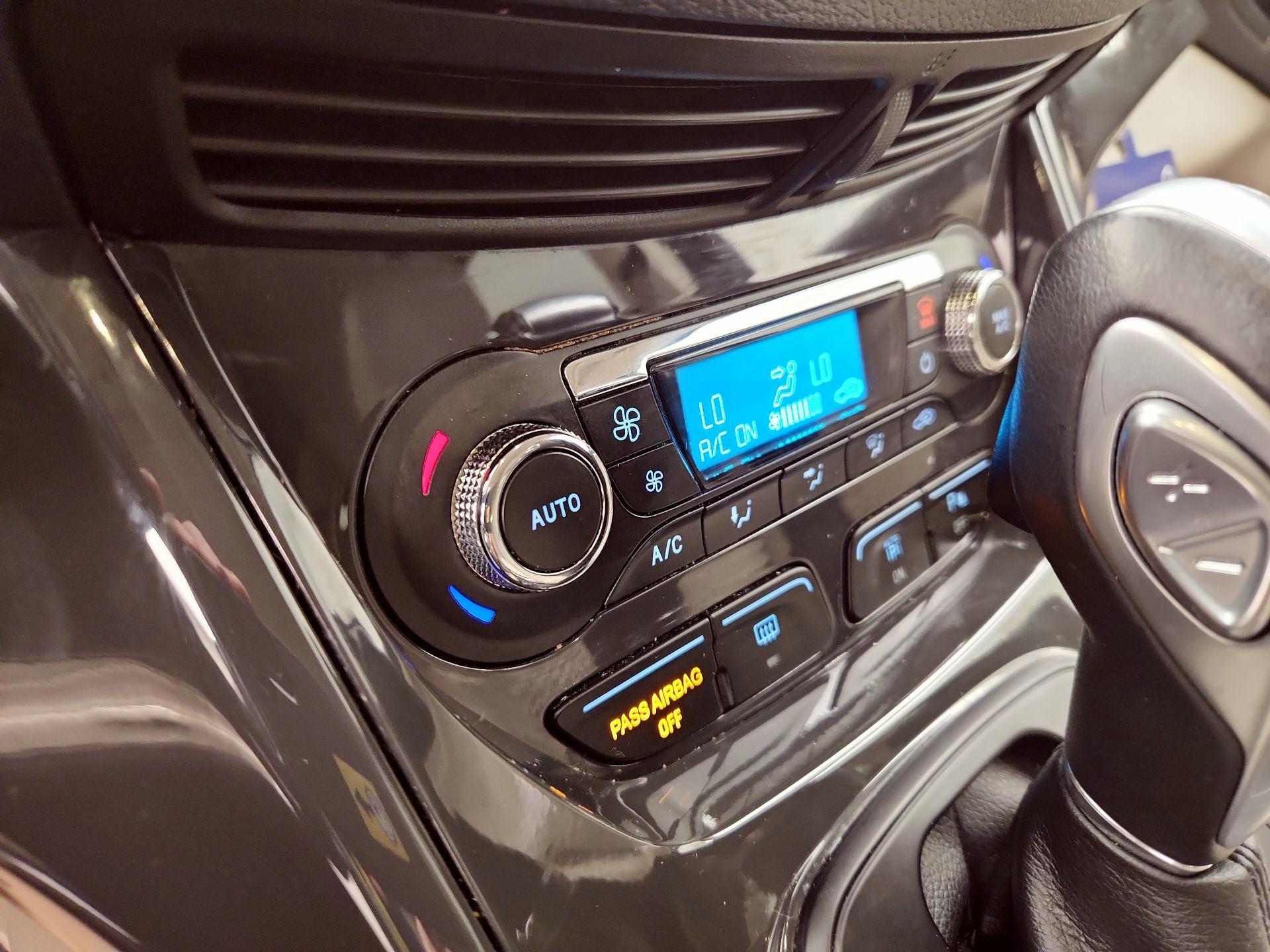 Thumbnail: 2016 Ford Escape - 16