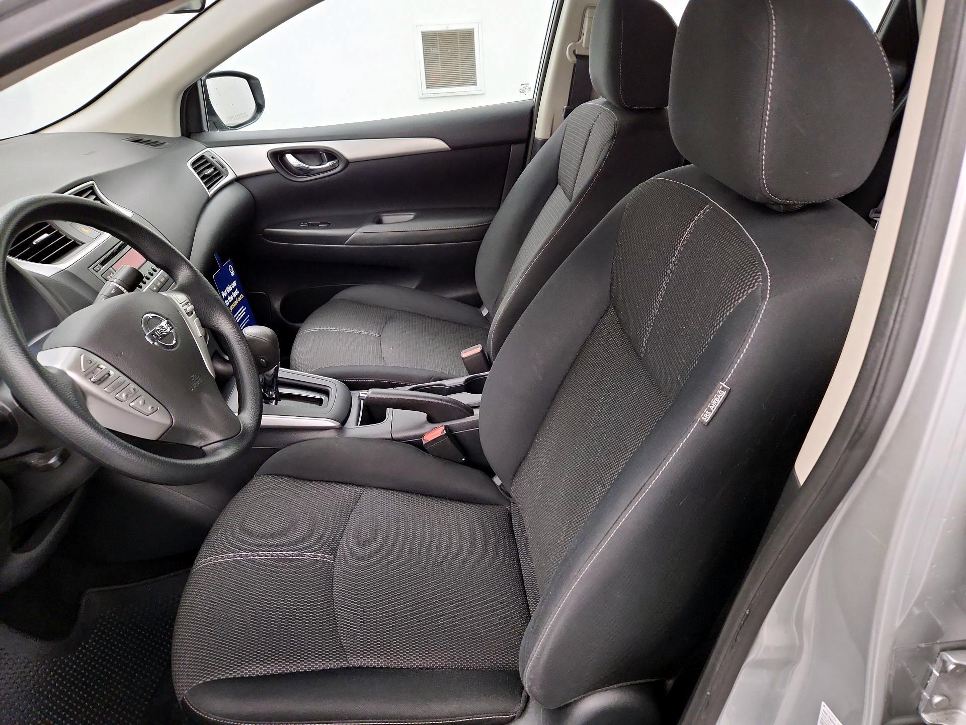 Thumbnail: 2017 Nissan Sentra - 11