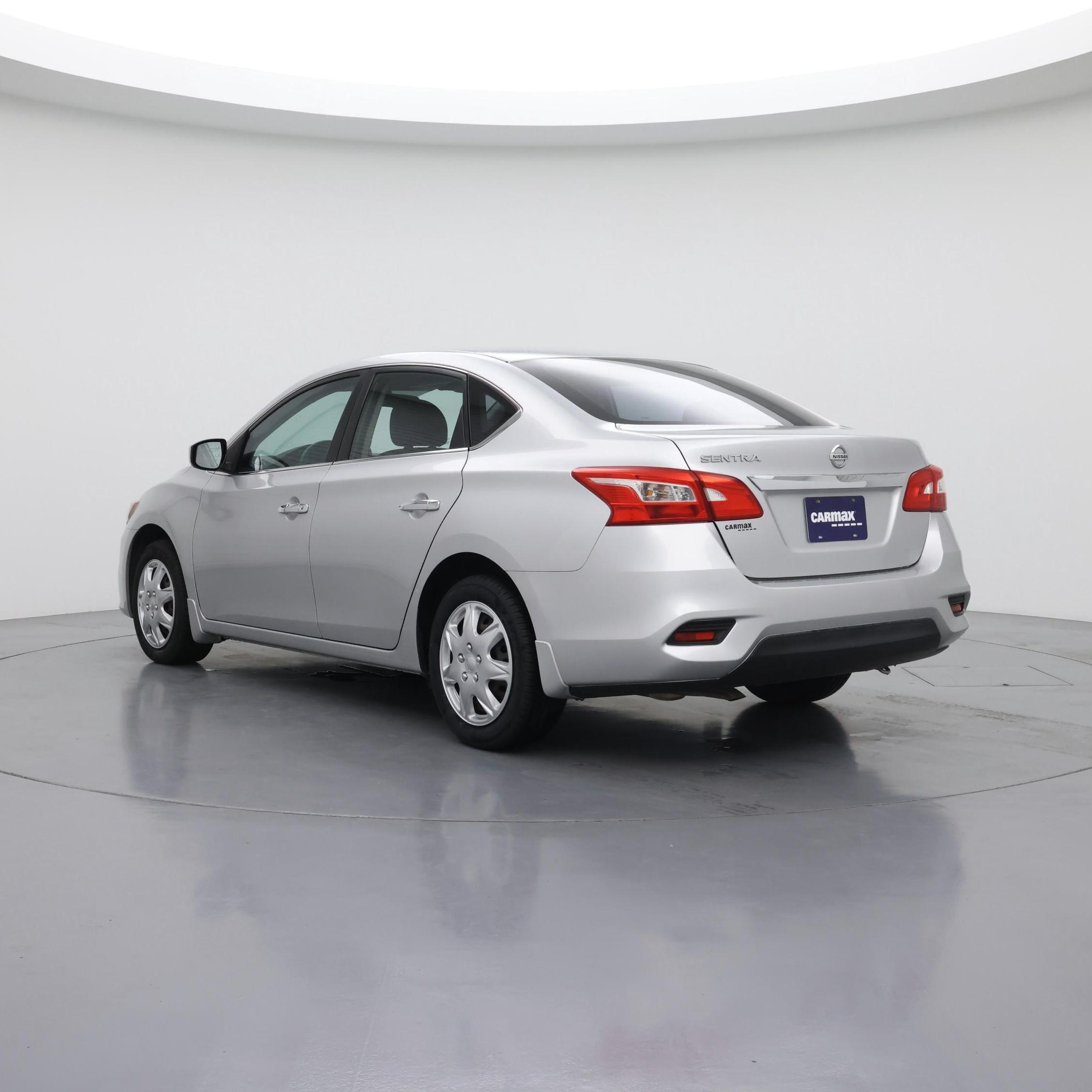 Thumbnail: 2017 Nissan Sentra - 2