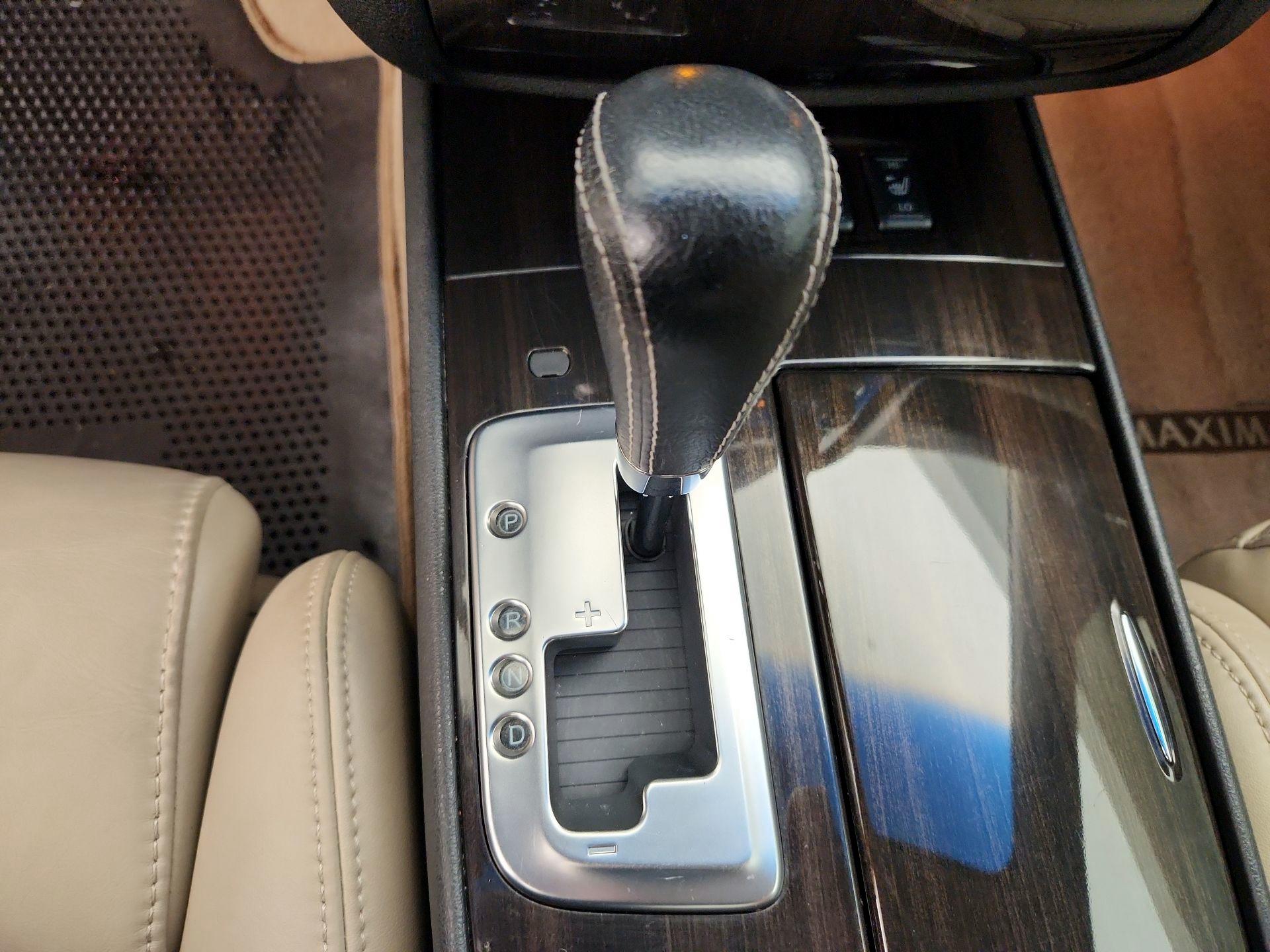 Thumbnail: 2014 Nissan Maxima - 18