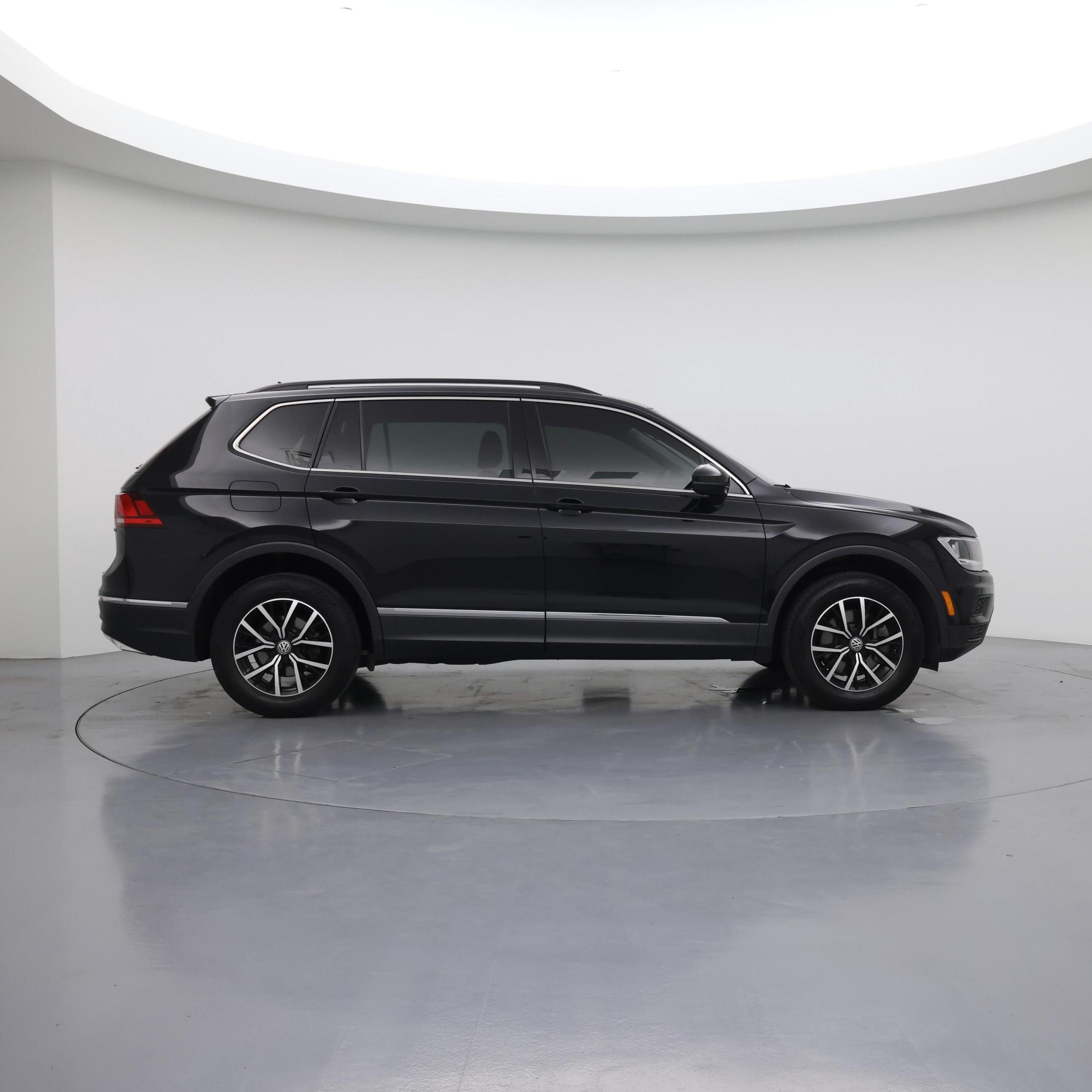 Thumbnail: 2021 Volkswagen Tiguan - 7