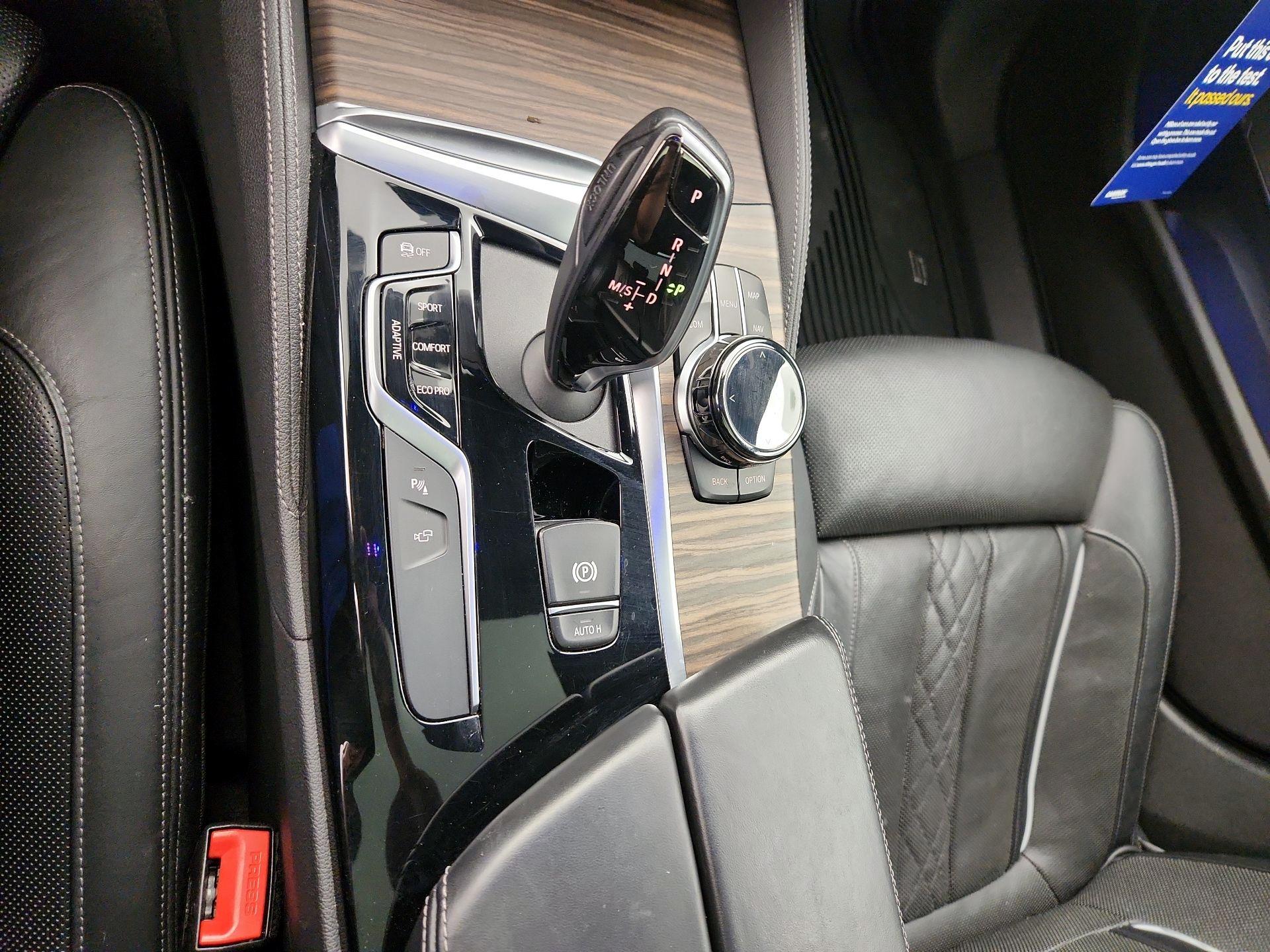 Thumbnail: 2019 BMW 5 Series - 17