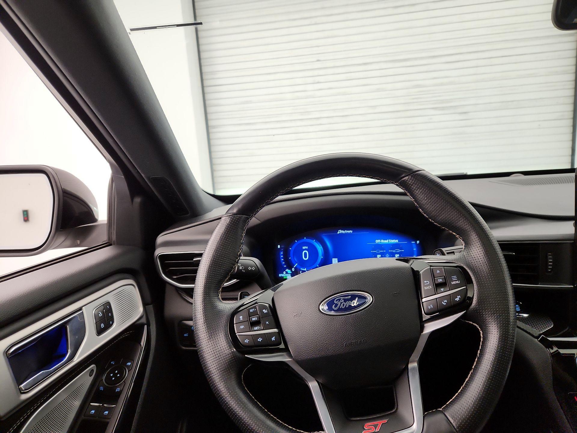 Thumbnail: 2021 Ford Explorer - 10