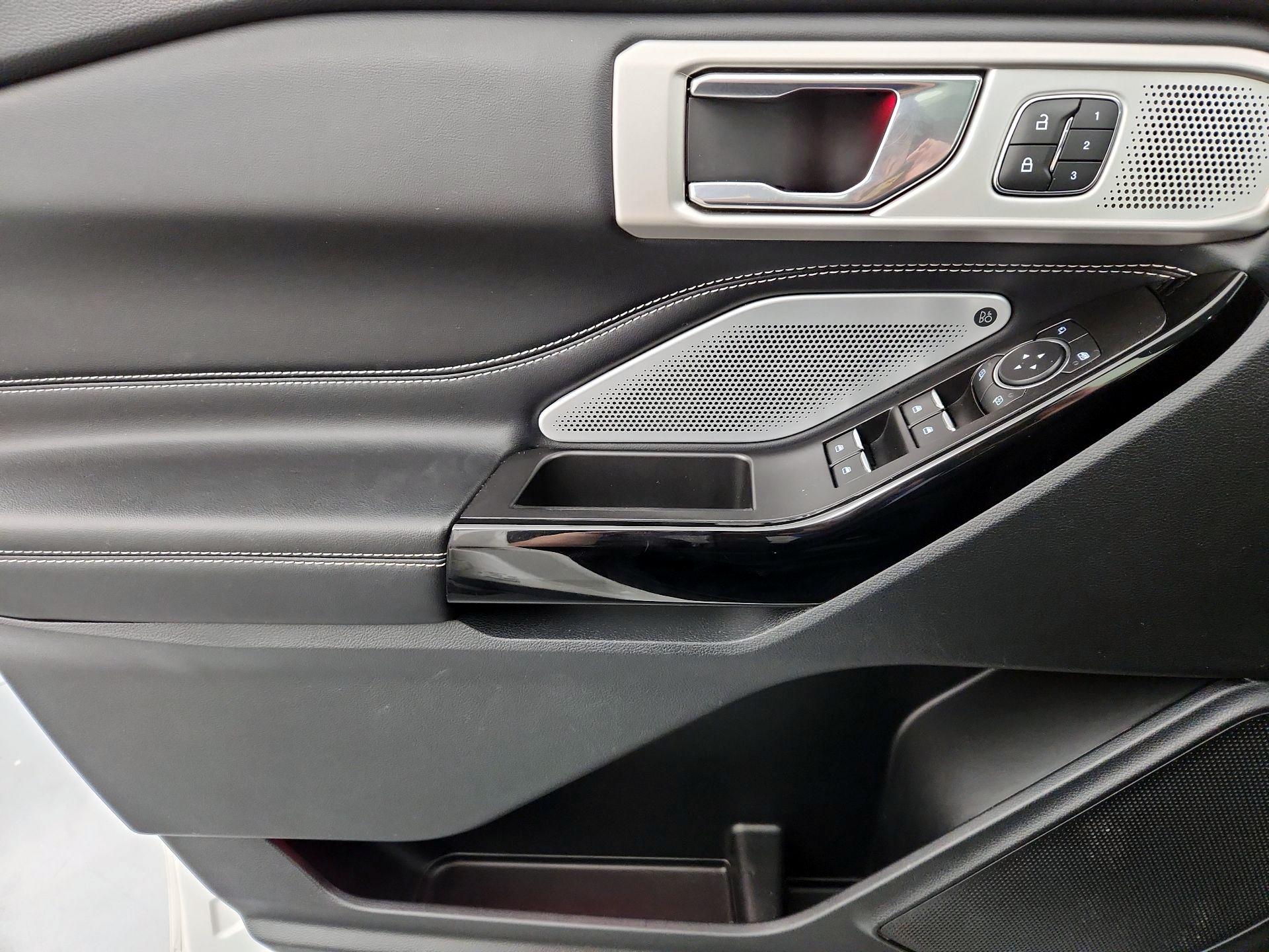 Thumbnail: 2021 Ford Explorer - 12