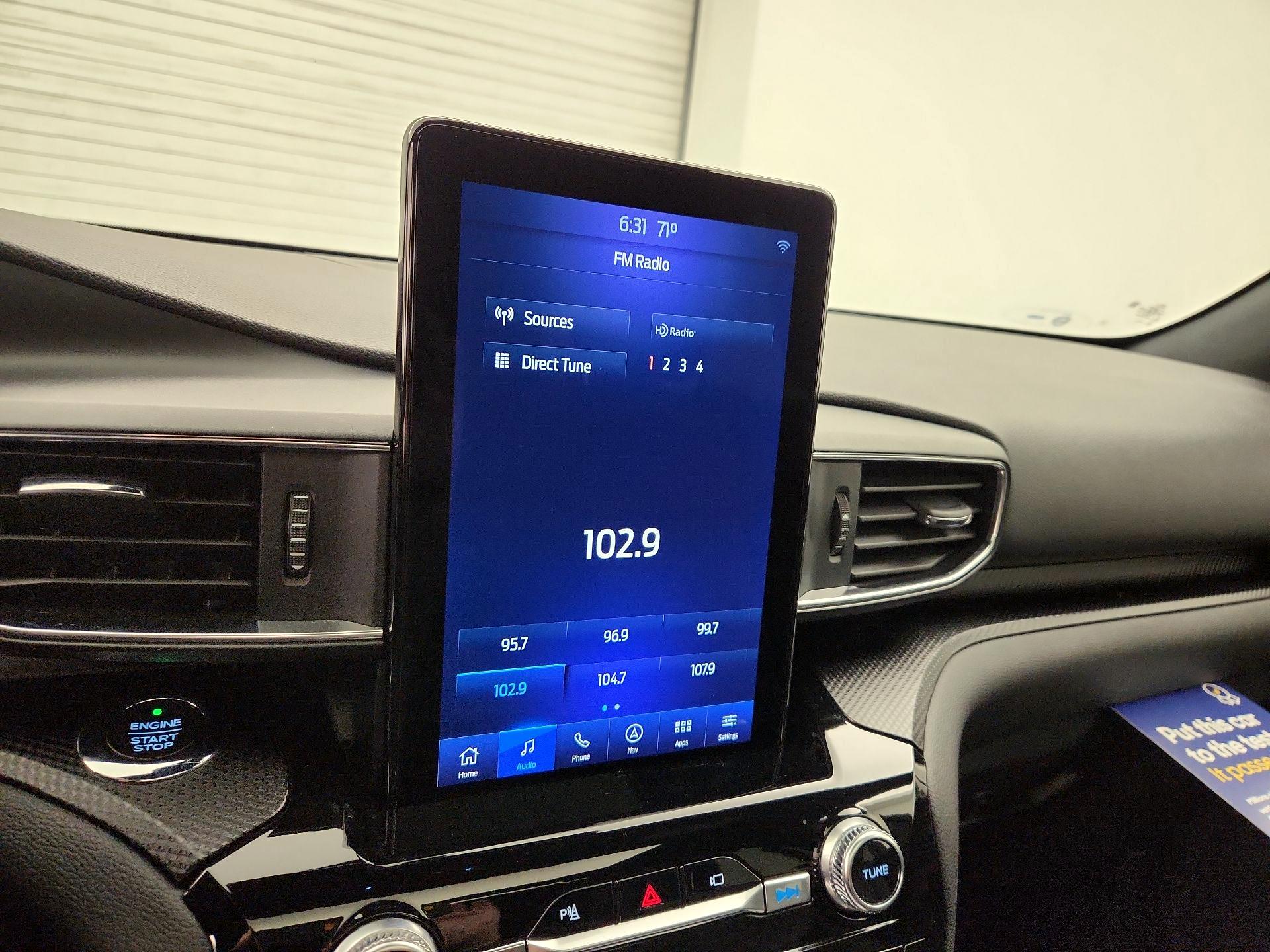 Thumbnail: 2021 Ford Explorer - 16