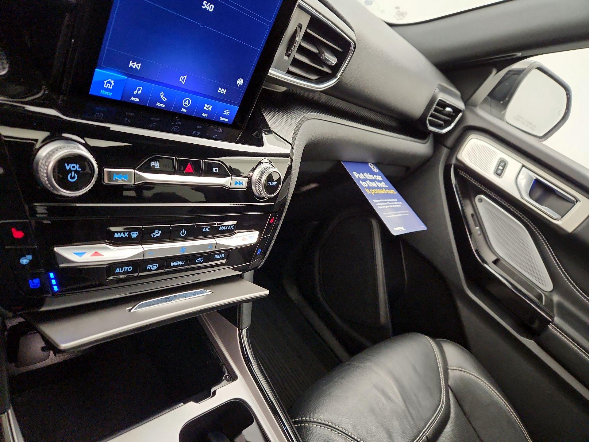 Thumbnail: 2021 Ford Explorer - 17