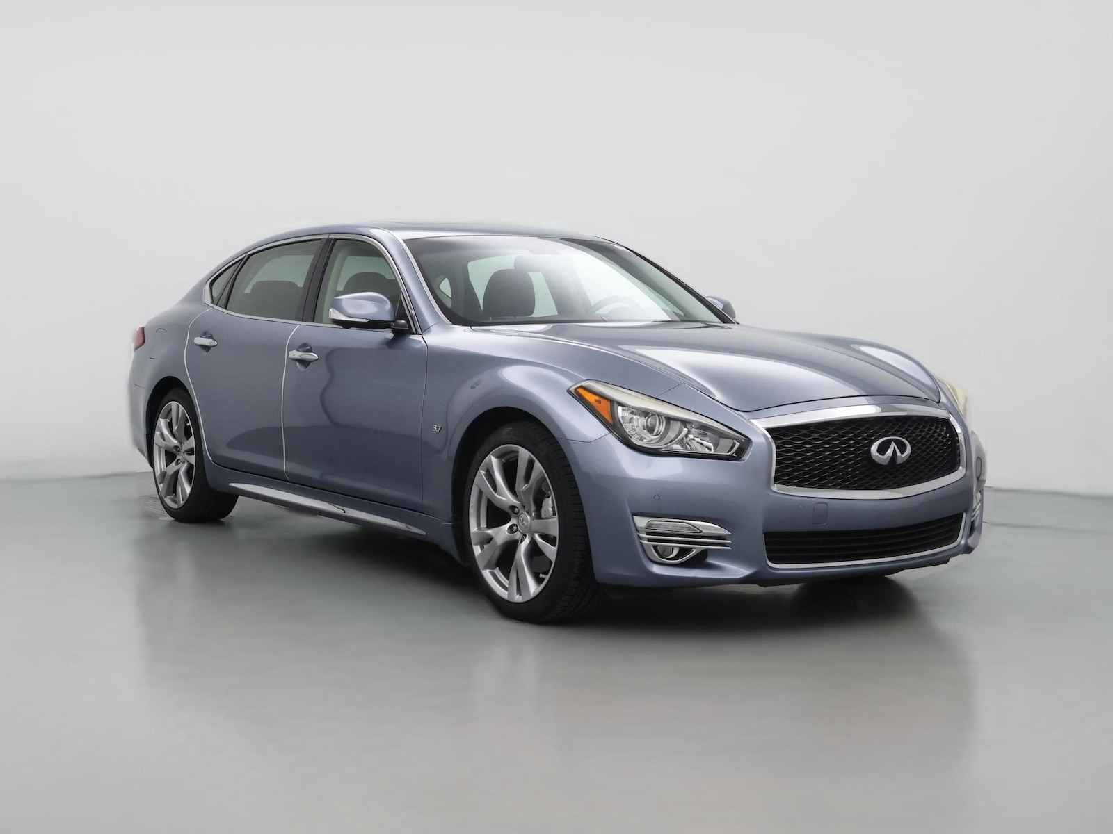 2016 INFINITI Q70L 3.7
