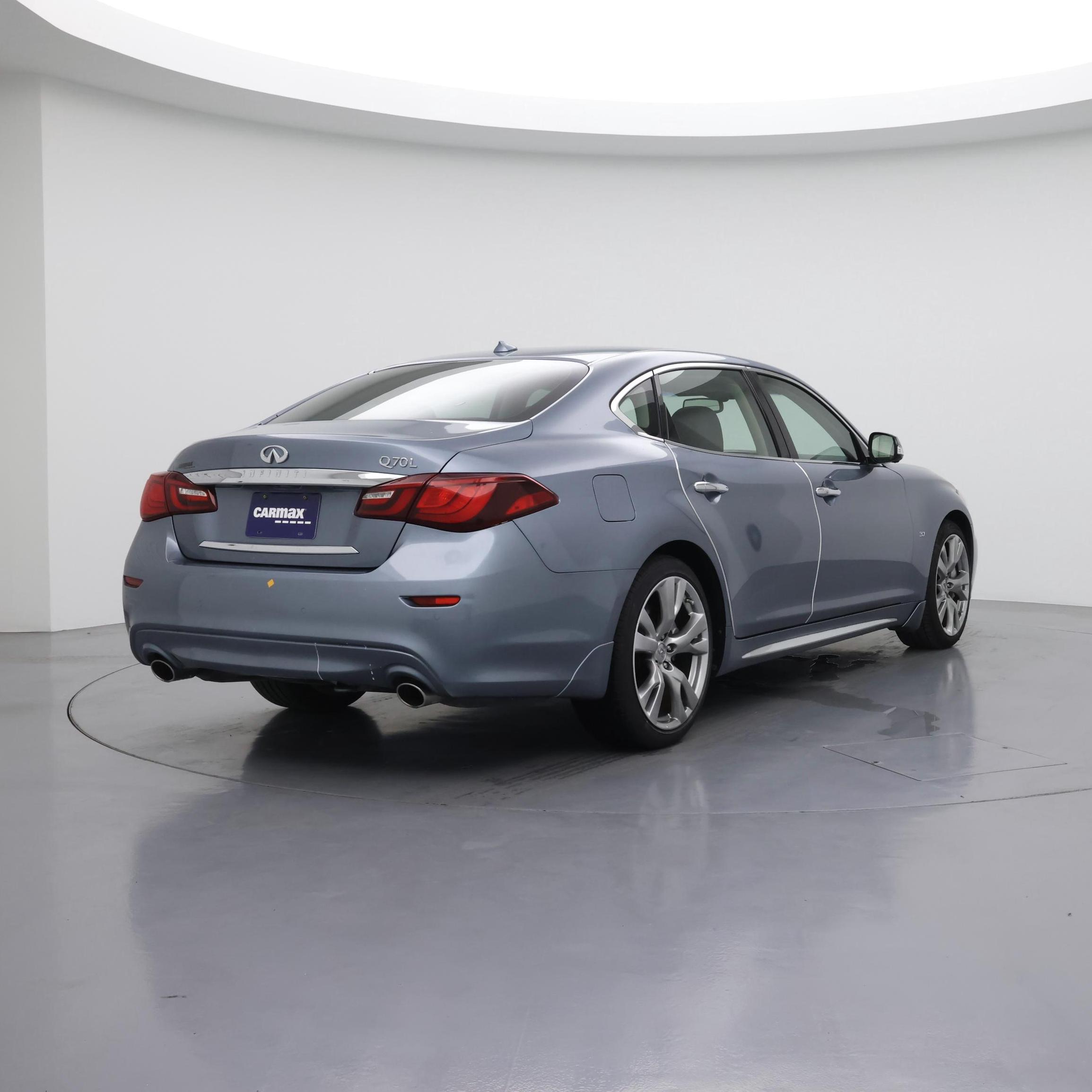 Thumbnail: 2016 INFINITI Q70 - 8