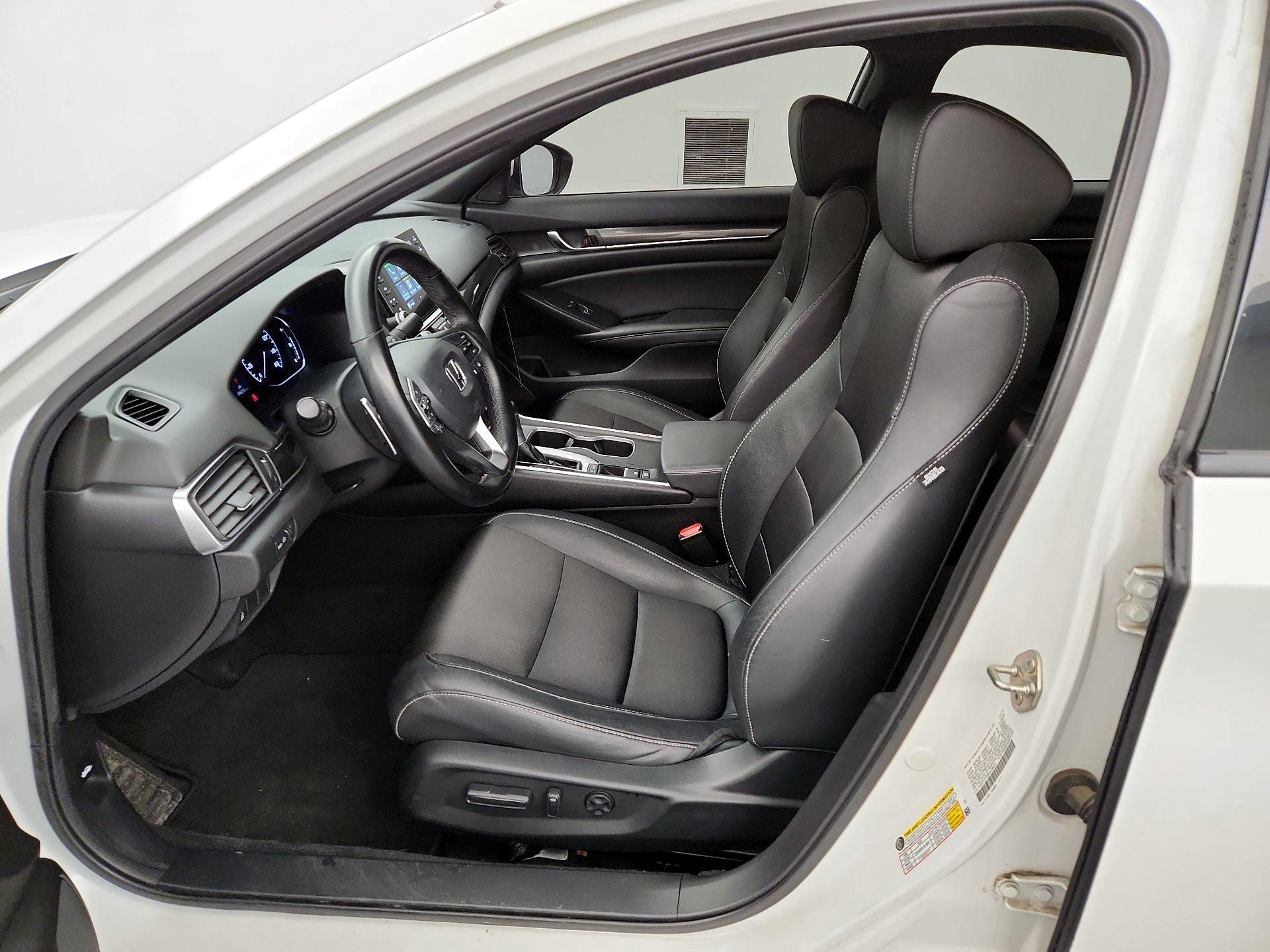 Thumbnail: 2019 Honda Accord - 11