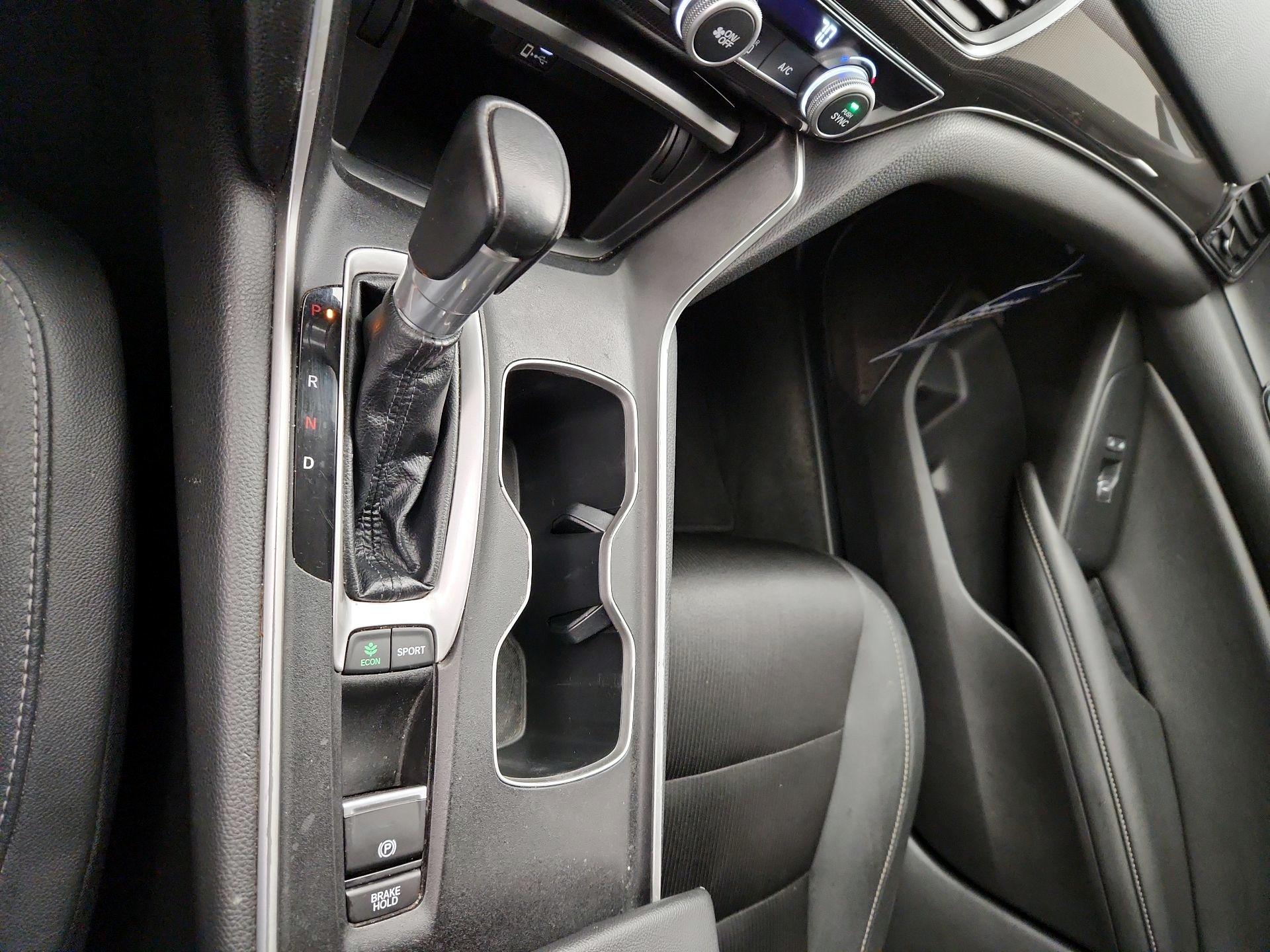 Thumbnail: 2019 Honda Accord - 17