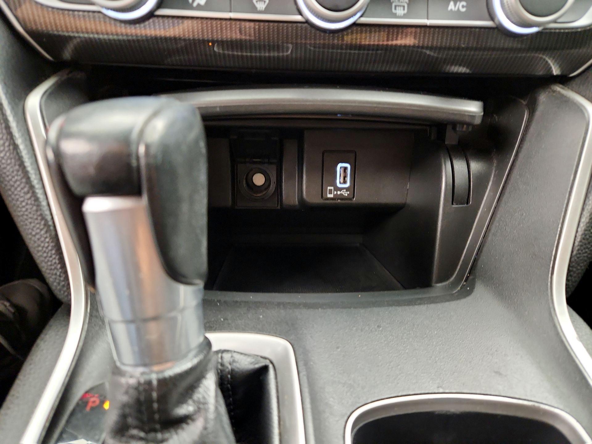 Thumbnail: 2019 Honda Accord - 18