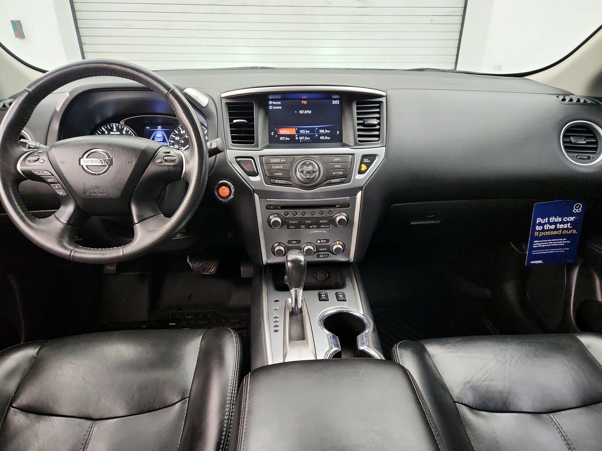 Thumbnail: 2017 Nissan Pathfinder - 9