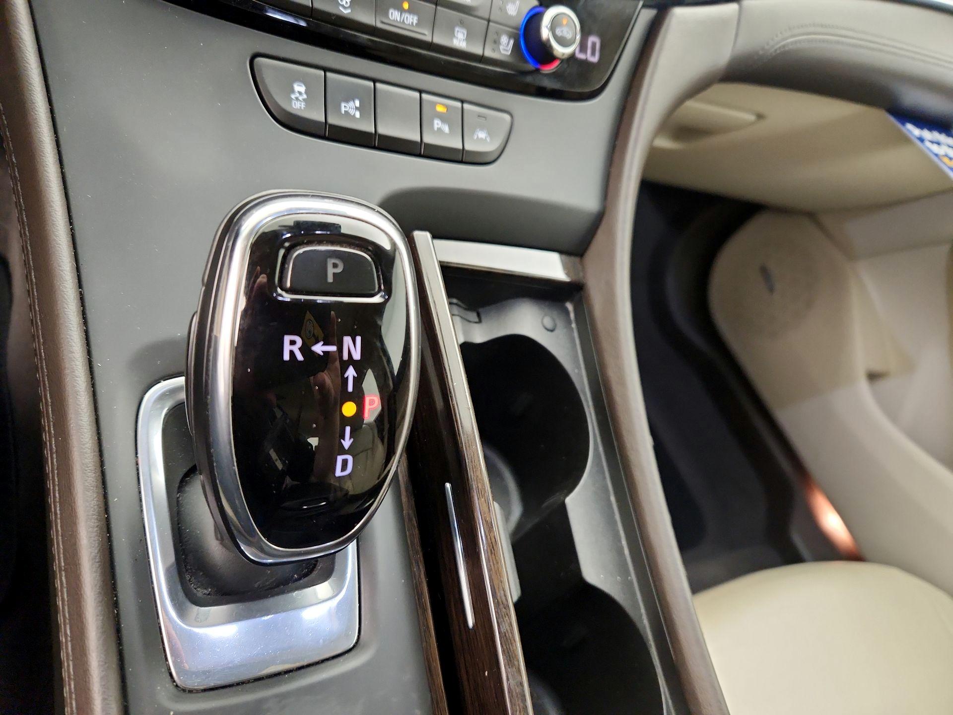 Thumbnail: 2017 Buick LaCrosse - 17