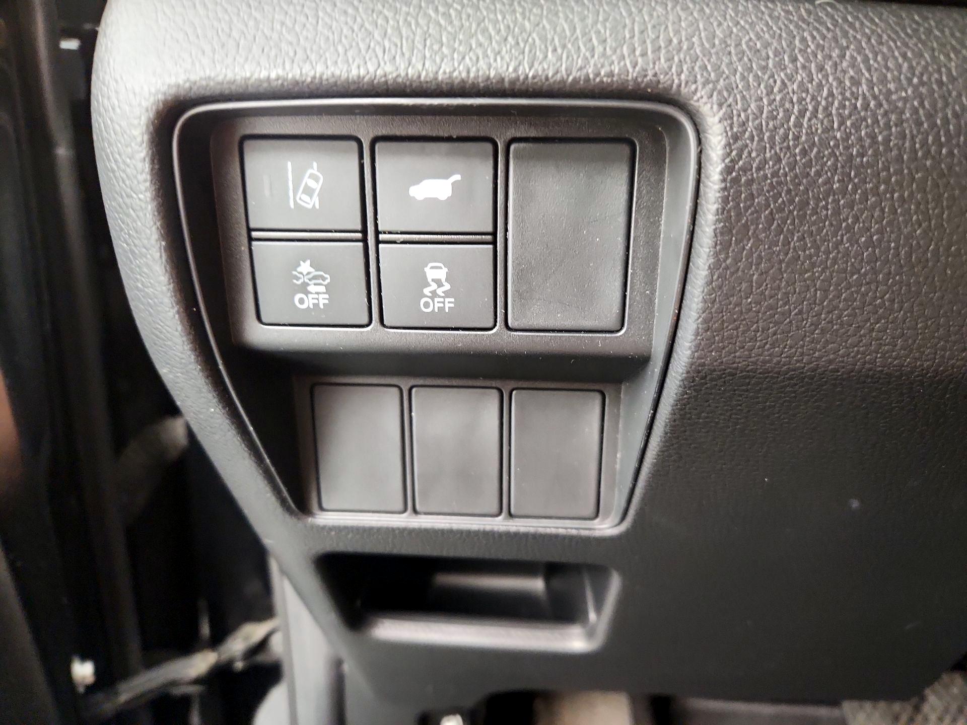Thumbnail: 2017 Honda CR-V - 13