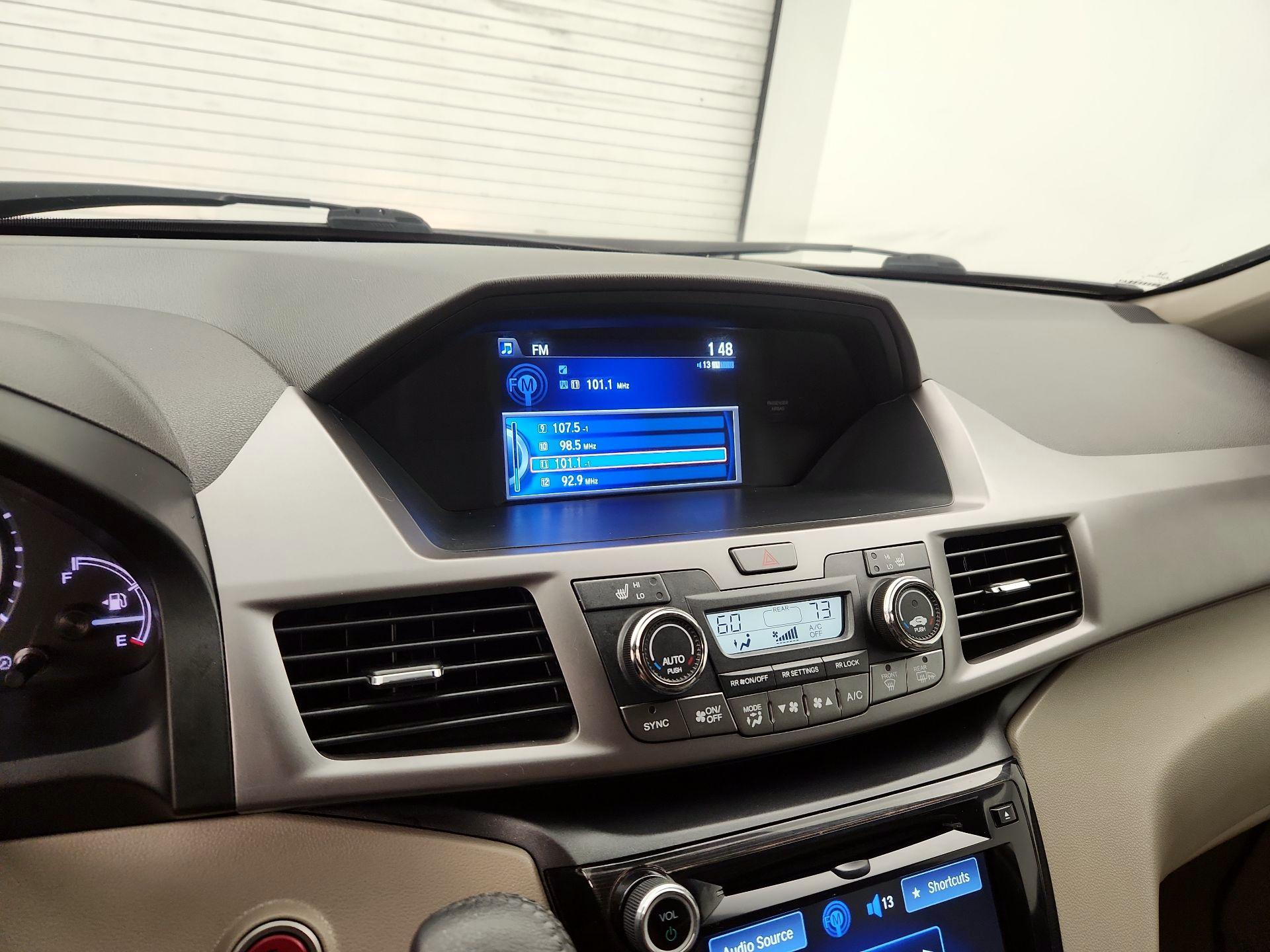 Thumbnail: 2016 Honda Odyssey - 15